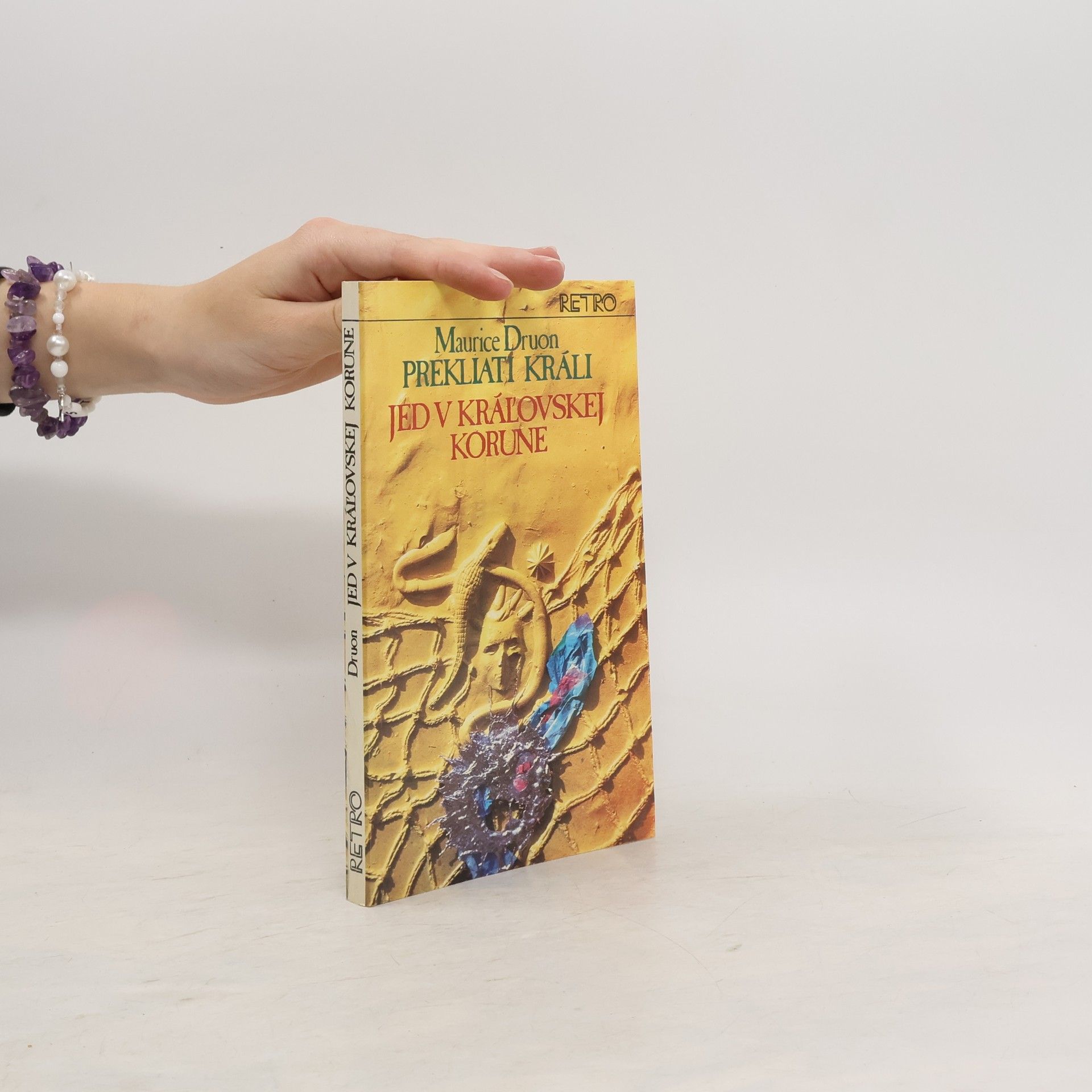 Prekliati králi 3. Jed v kráľovskej korune