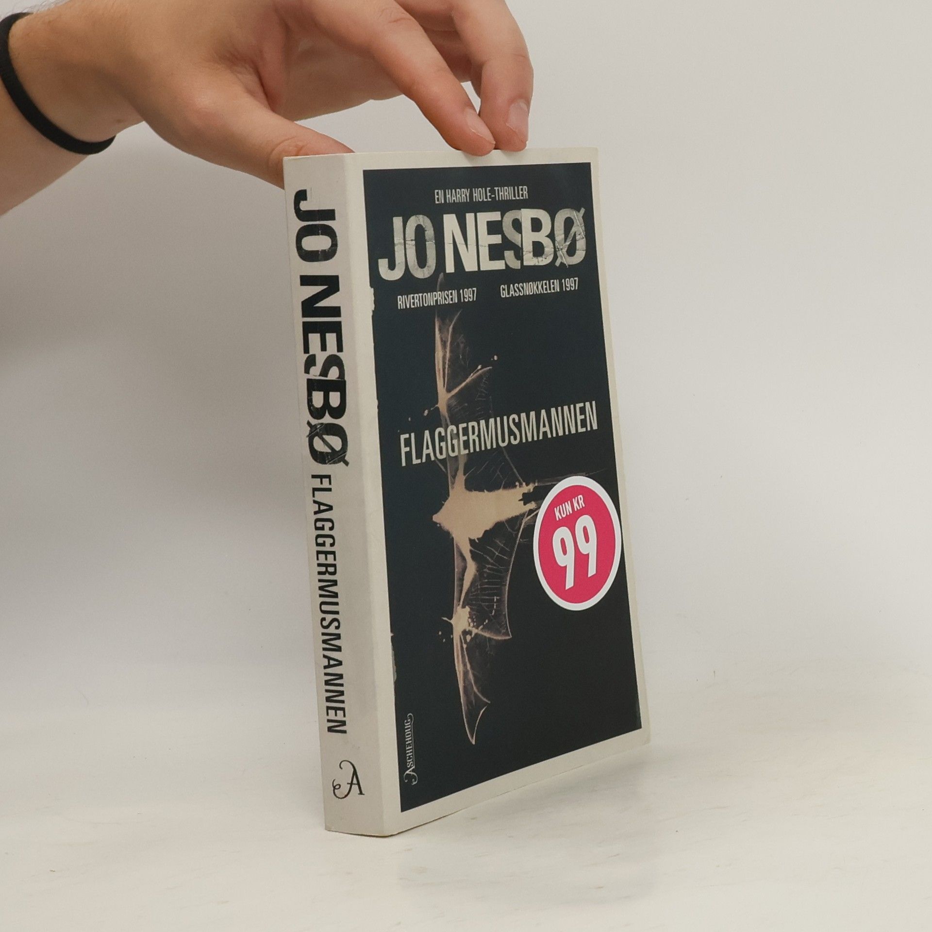 Jo Nesbø En Harry Hole-thriller: Flaggermusmannen