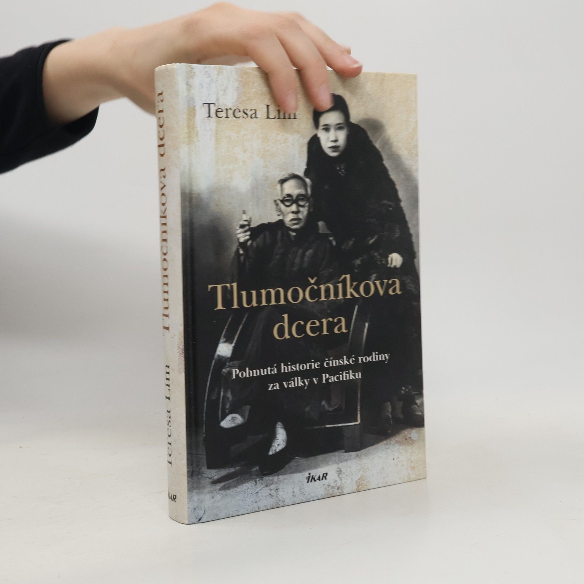 Tlumočníkova dcera: Pohnutá historie čínské rodiny za války v Pacifiku