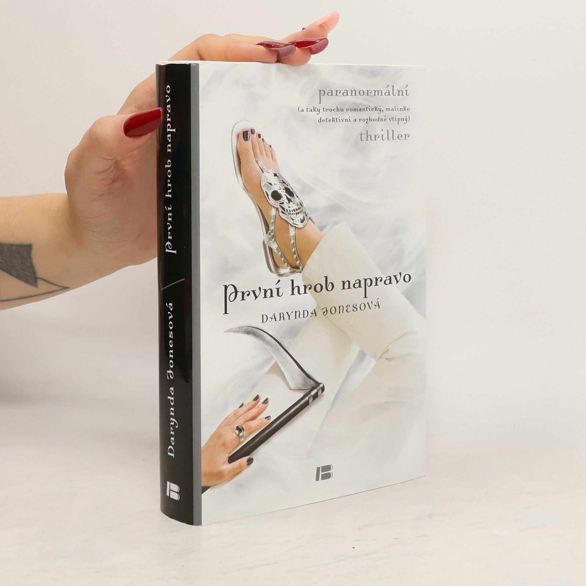 Darynda Jones První hrob napravo