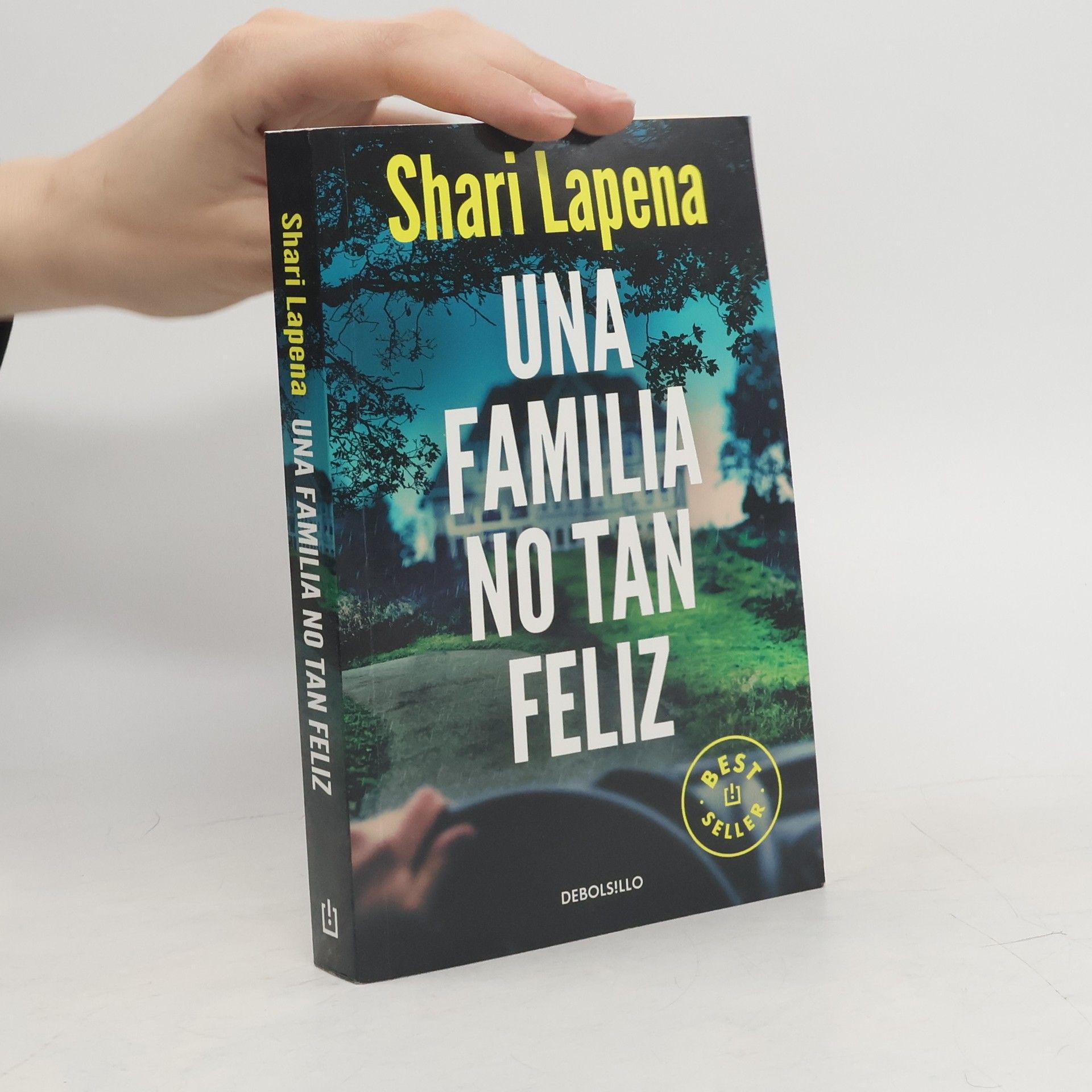 Jesús de la Torre Una familia no tan feliz