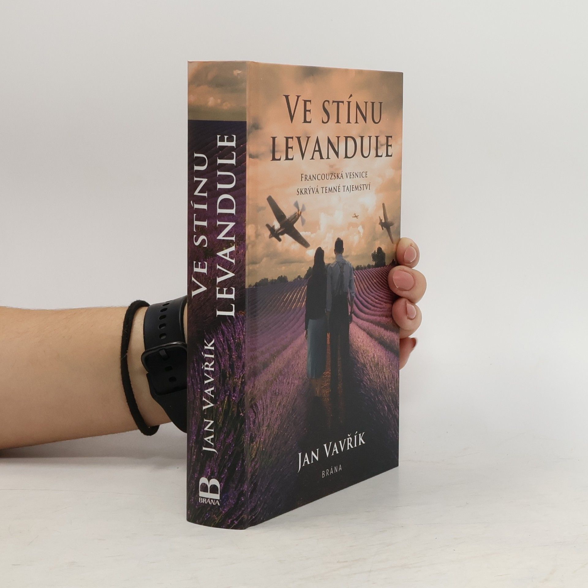 Jan Vavřík Ve stínu levandule