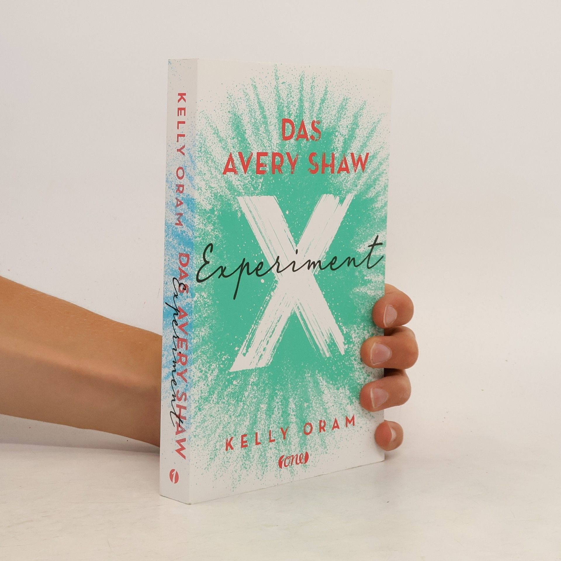 Kelly Oram Das Avery Shaw Experiment