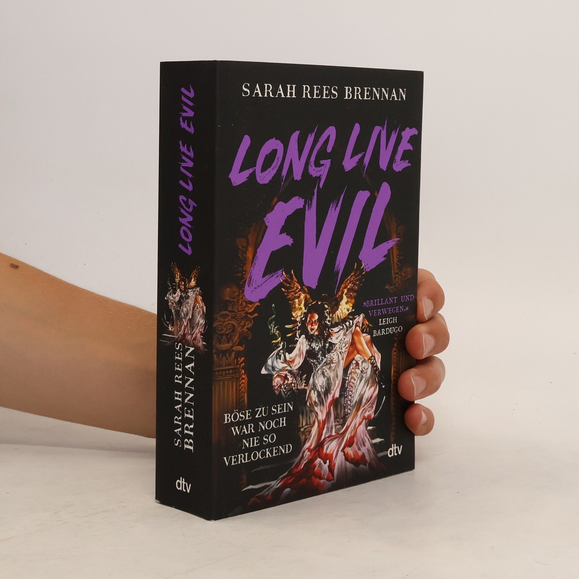 Sarah Rees Brennan Long Live Evil