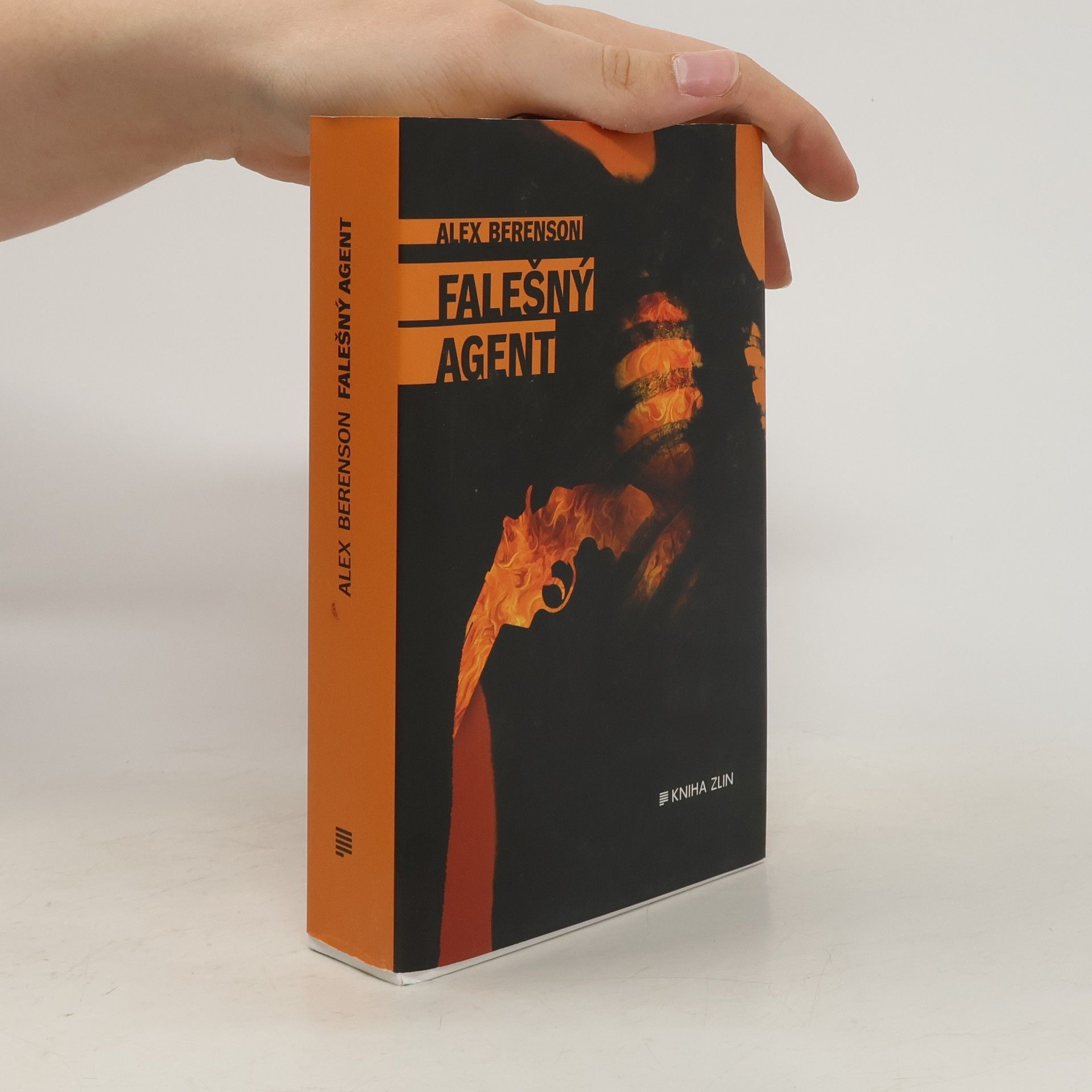 Alex Berenson Falešný agent