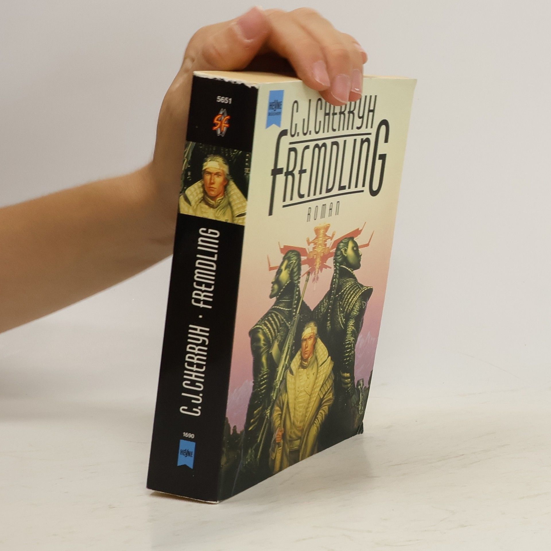 C. J. Cherryh Fremdling. Roman