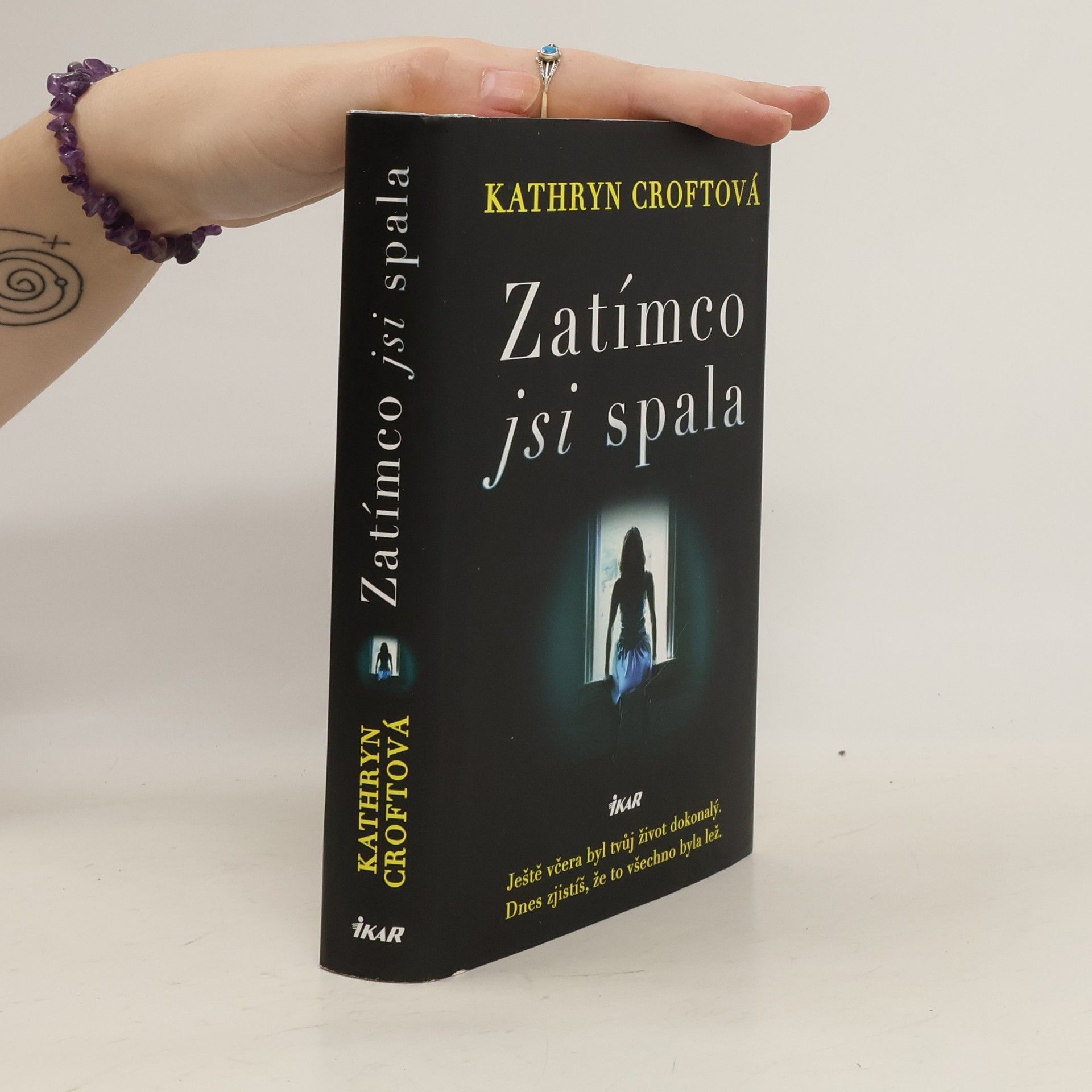 Kathryn Croft Zatímco jsi spala