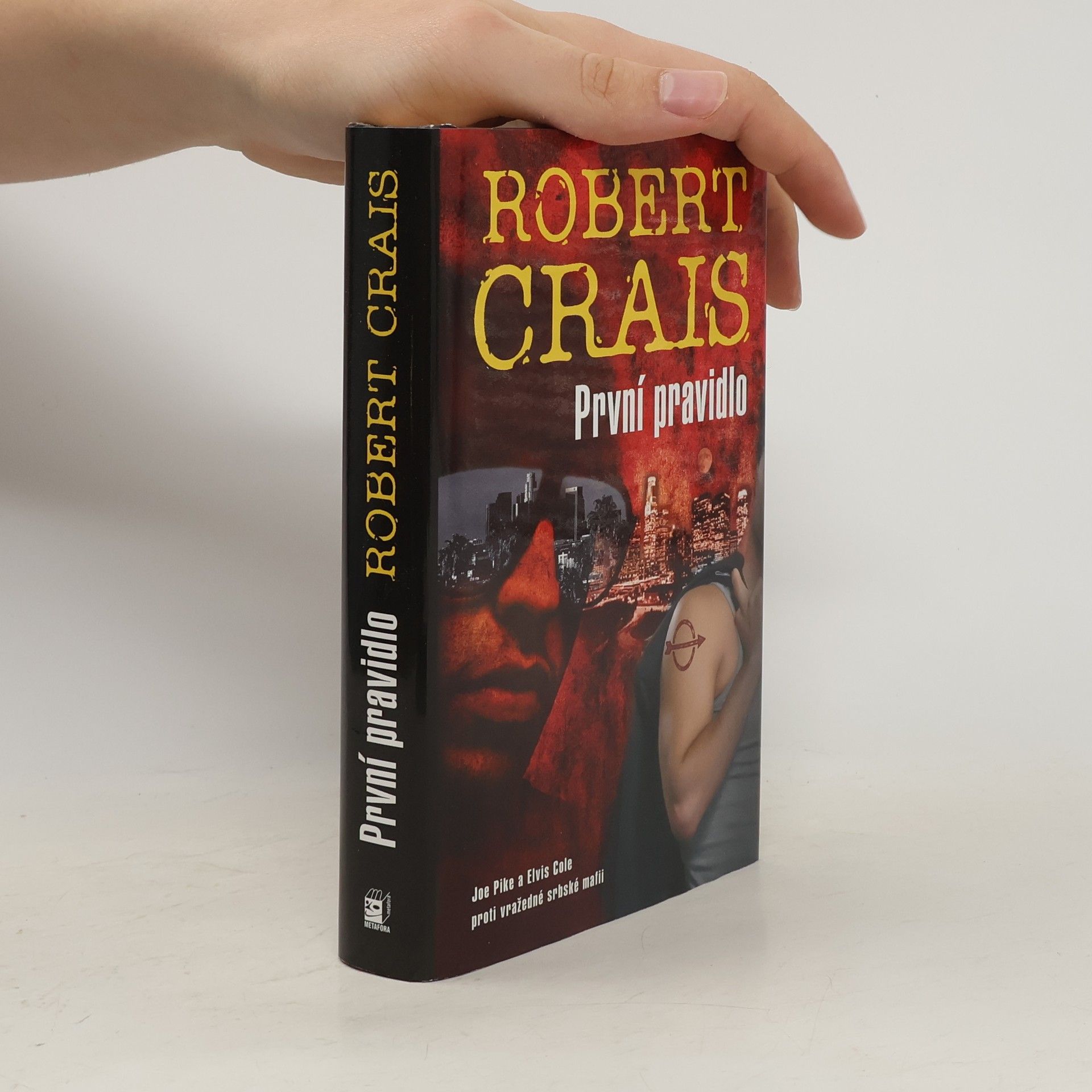 Robert Crais První pravidlo