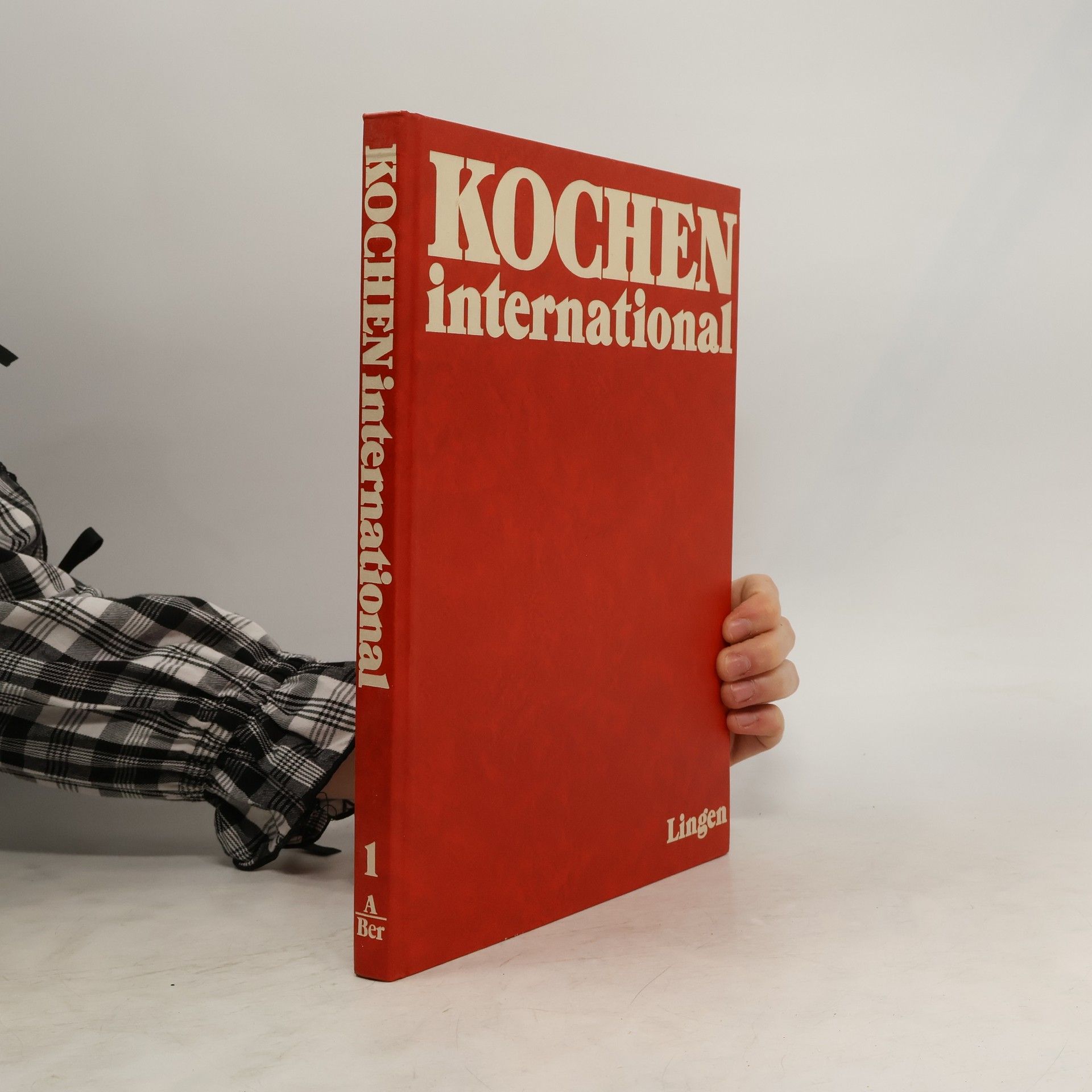 Autorenkollektiv Kochen international 1