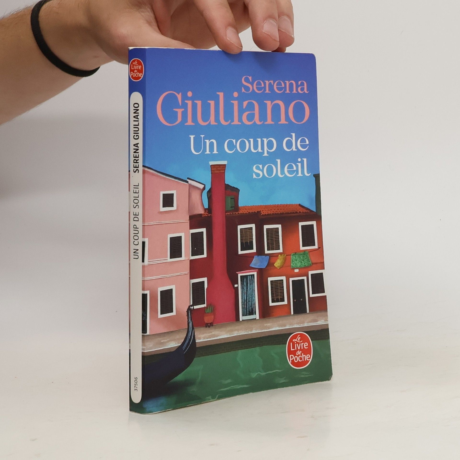 Serena Giuliano Un coup de soleil : roman