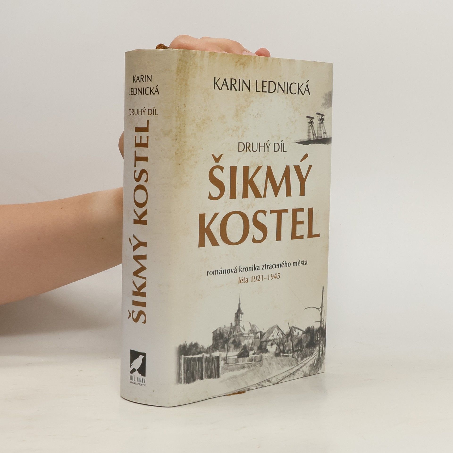 Karin Lednická Šikmý kostel 2