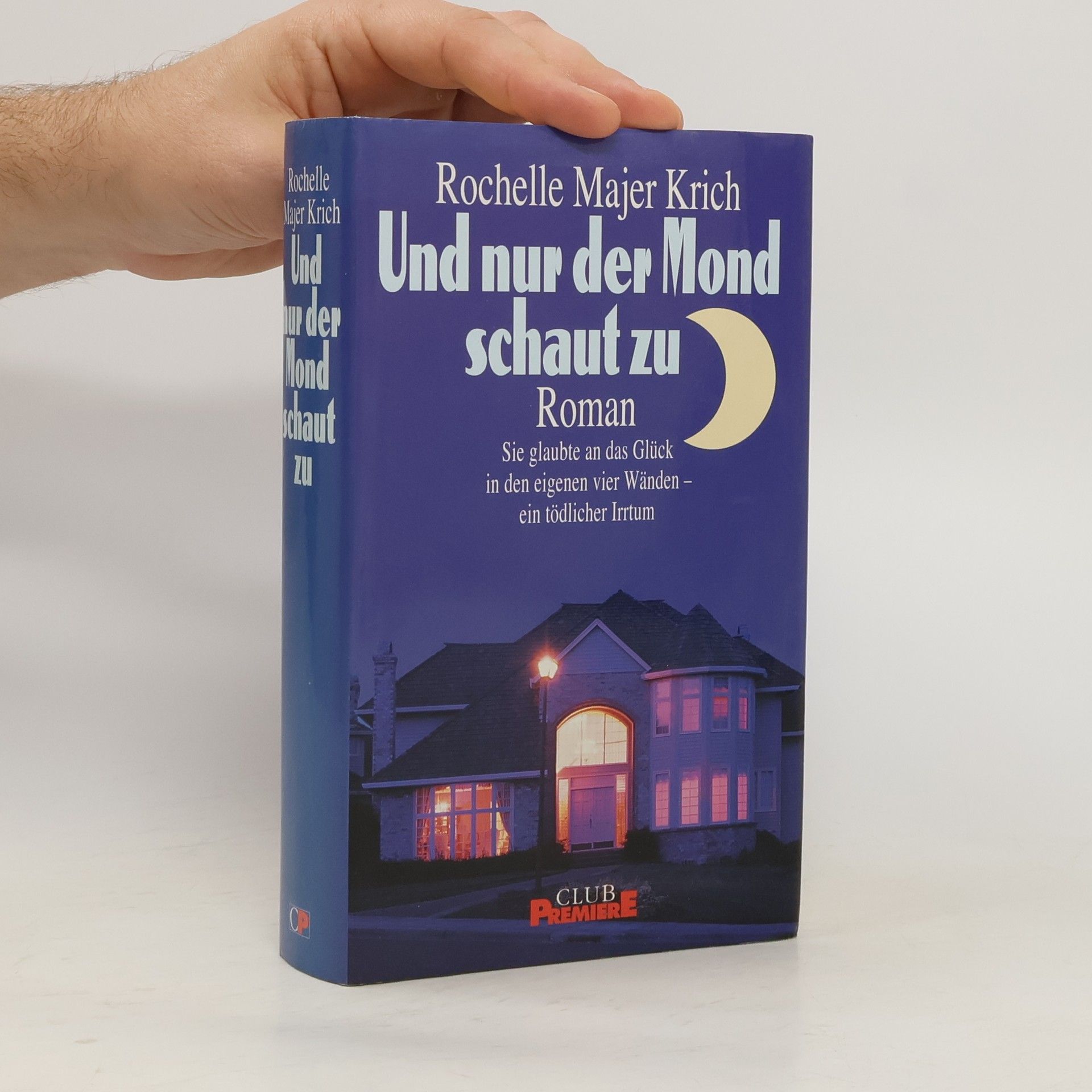 Un nur der Mond schaut zu