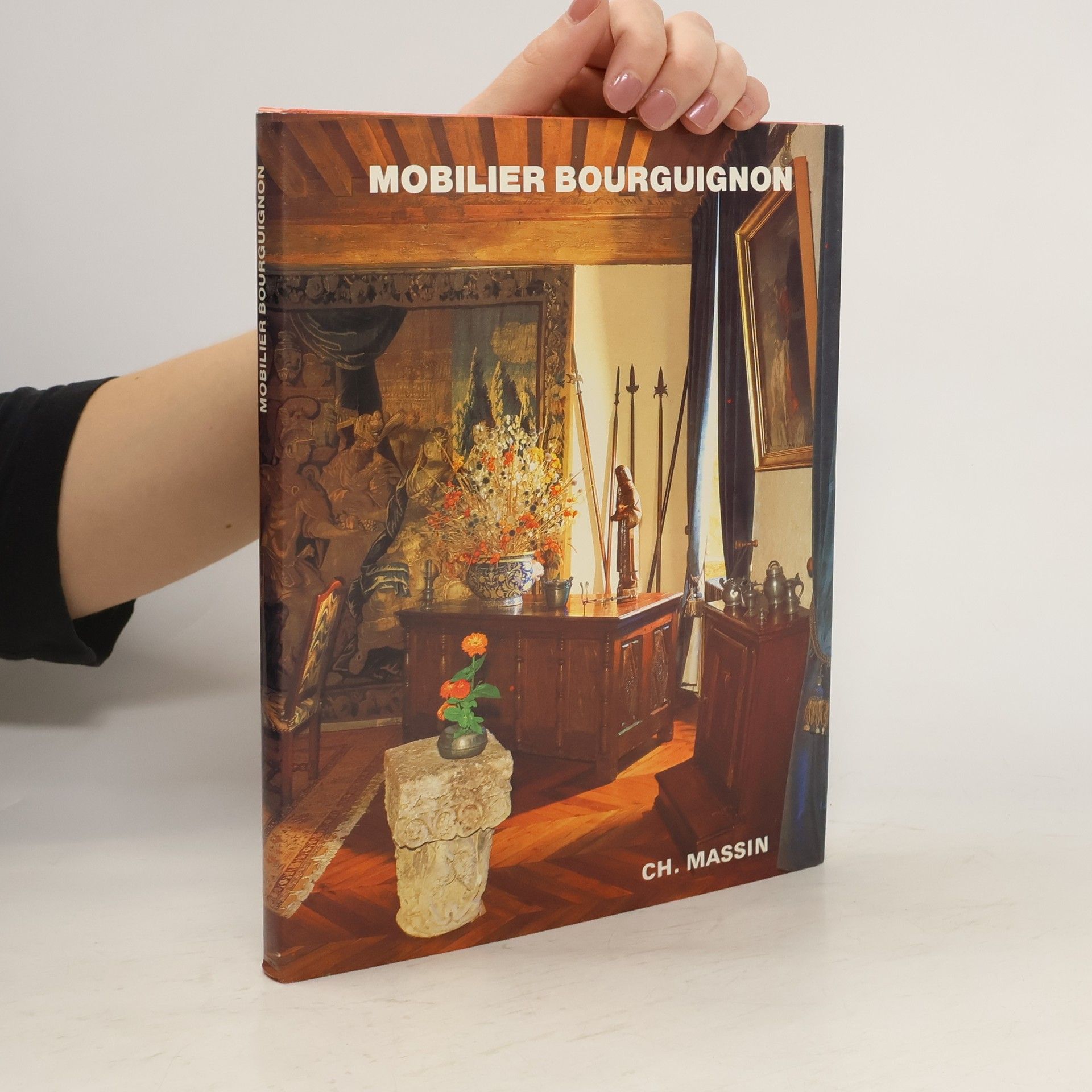 Lucile Oliver Mobilier bourguignon