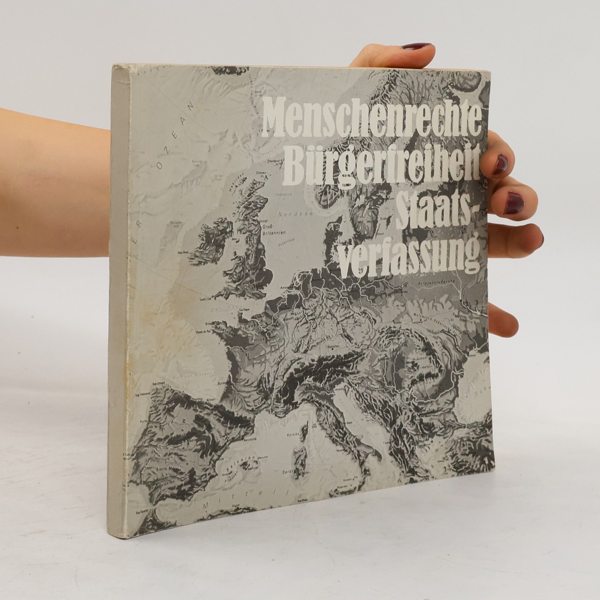 Nordrhein-Westfalen. Kultusministerium Menschenrechte, Bürgerfreiheit, Staatsverfassung