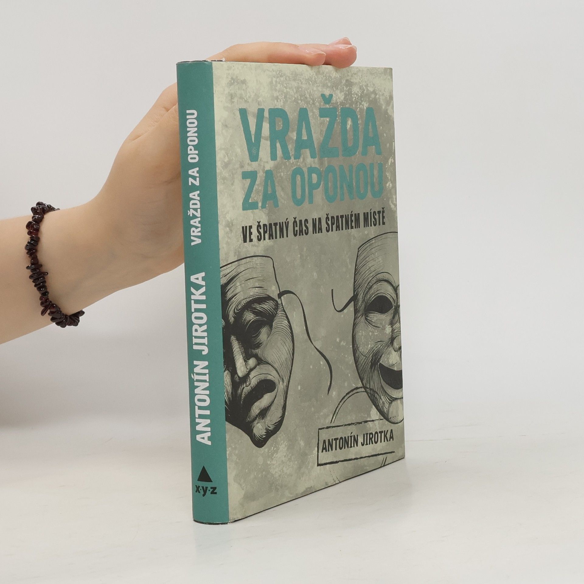 Antonín Jirotka Vražda za oponou