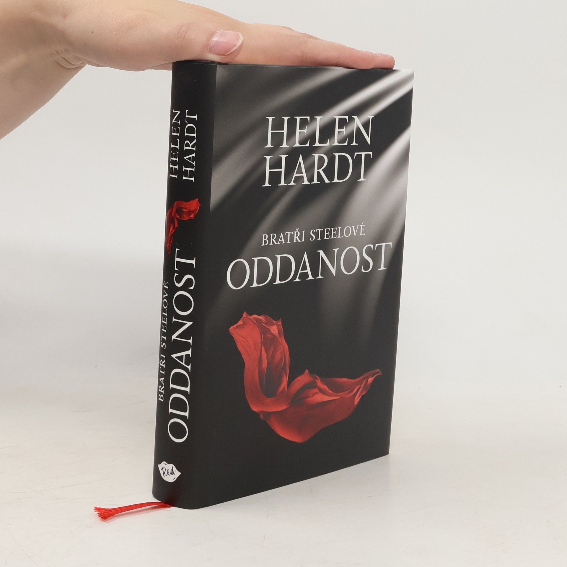 Helen Hardt Bratři Steelové. Oddanost