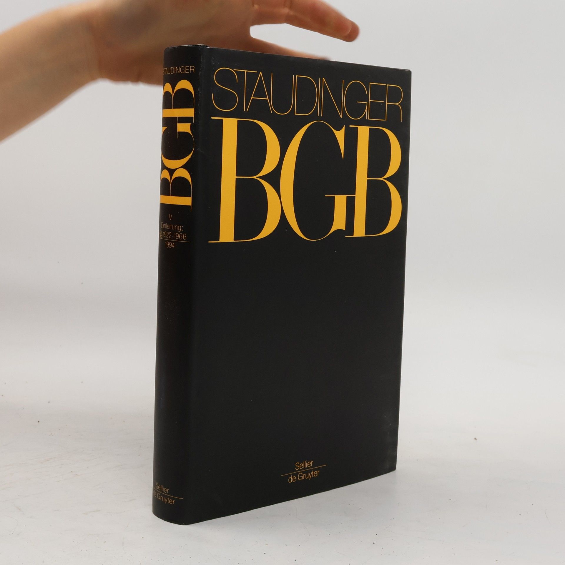 Julius von Staudinger J. von Staudingers Kommentar zum Bürgerlichen Gesetzbuch. Buch V. Einleitung ; §§ 1922 - 1966