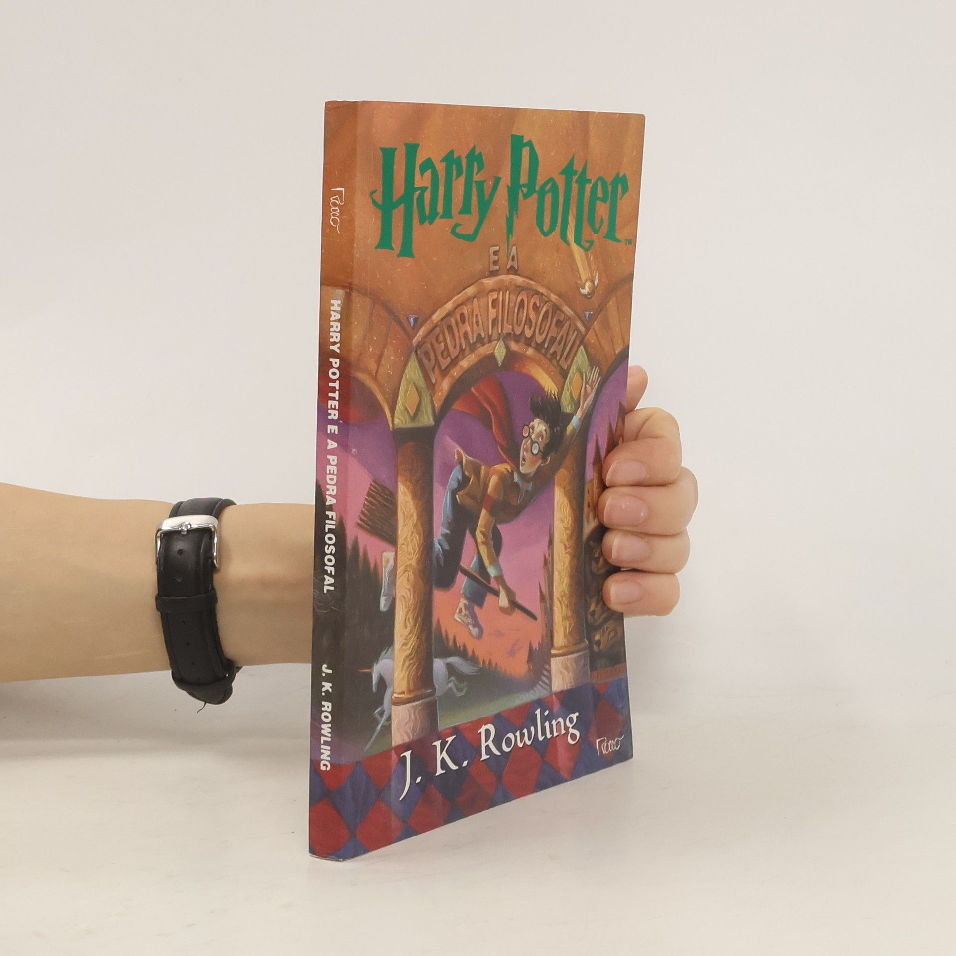 Joanne K. Rowling Harry Potter e a Pedra Filosofal