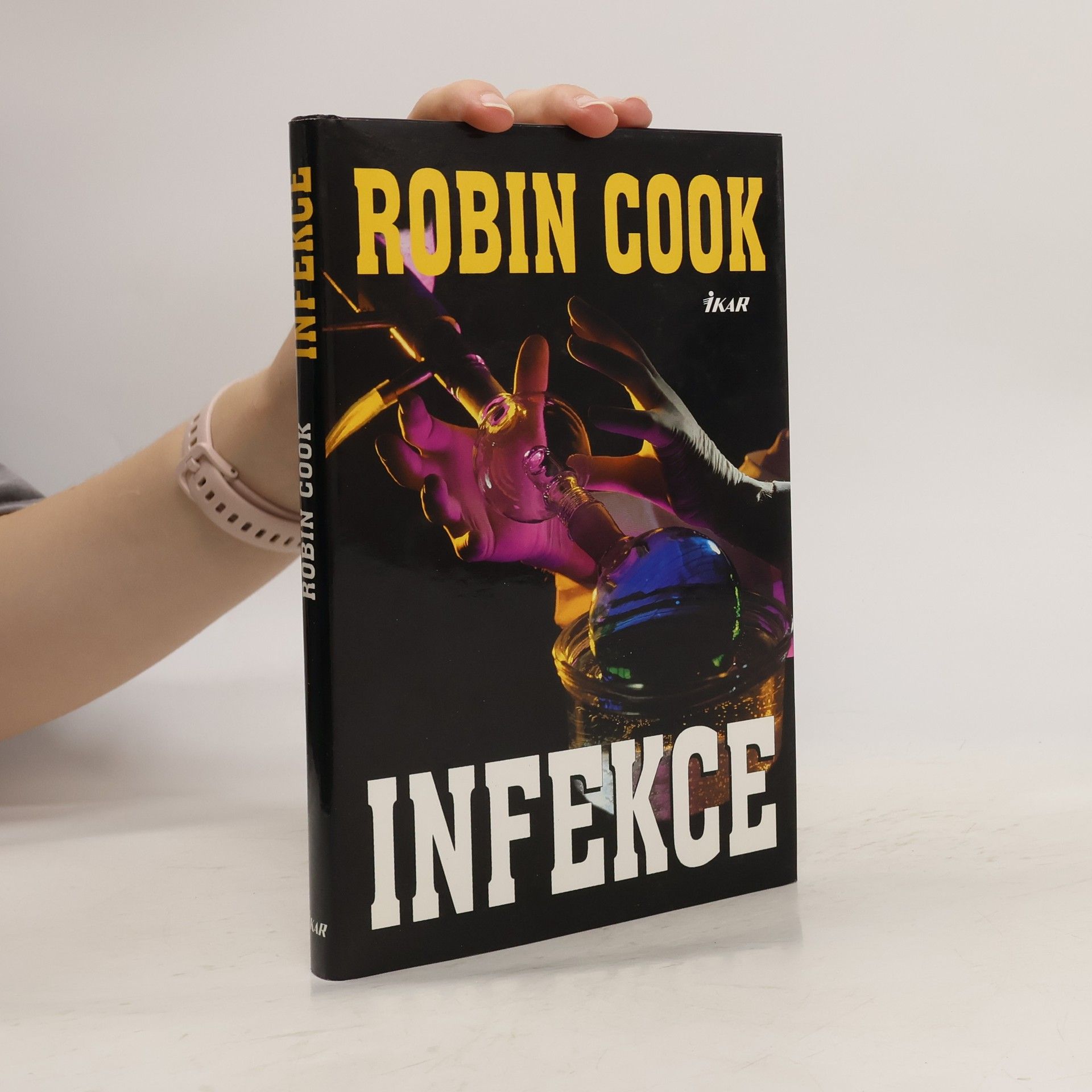 Robin Cook Infekce