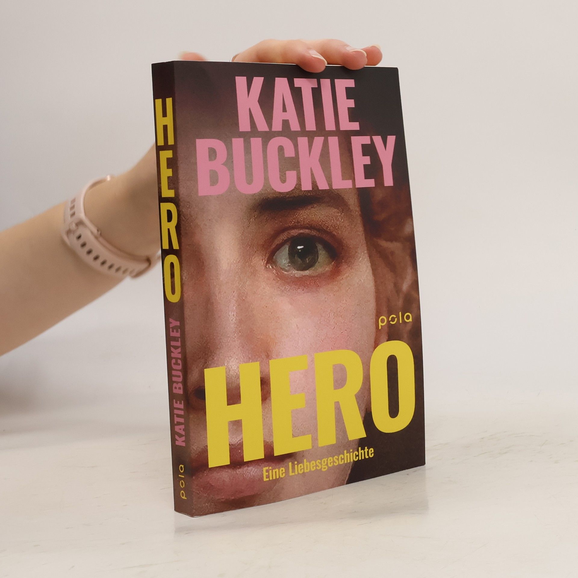 Katie Buckley Hero (Leseexemplar)