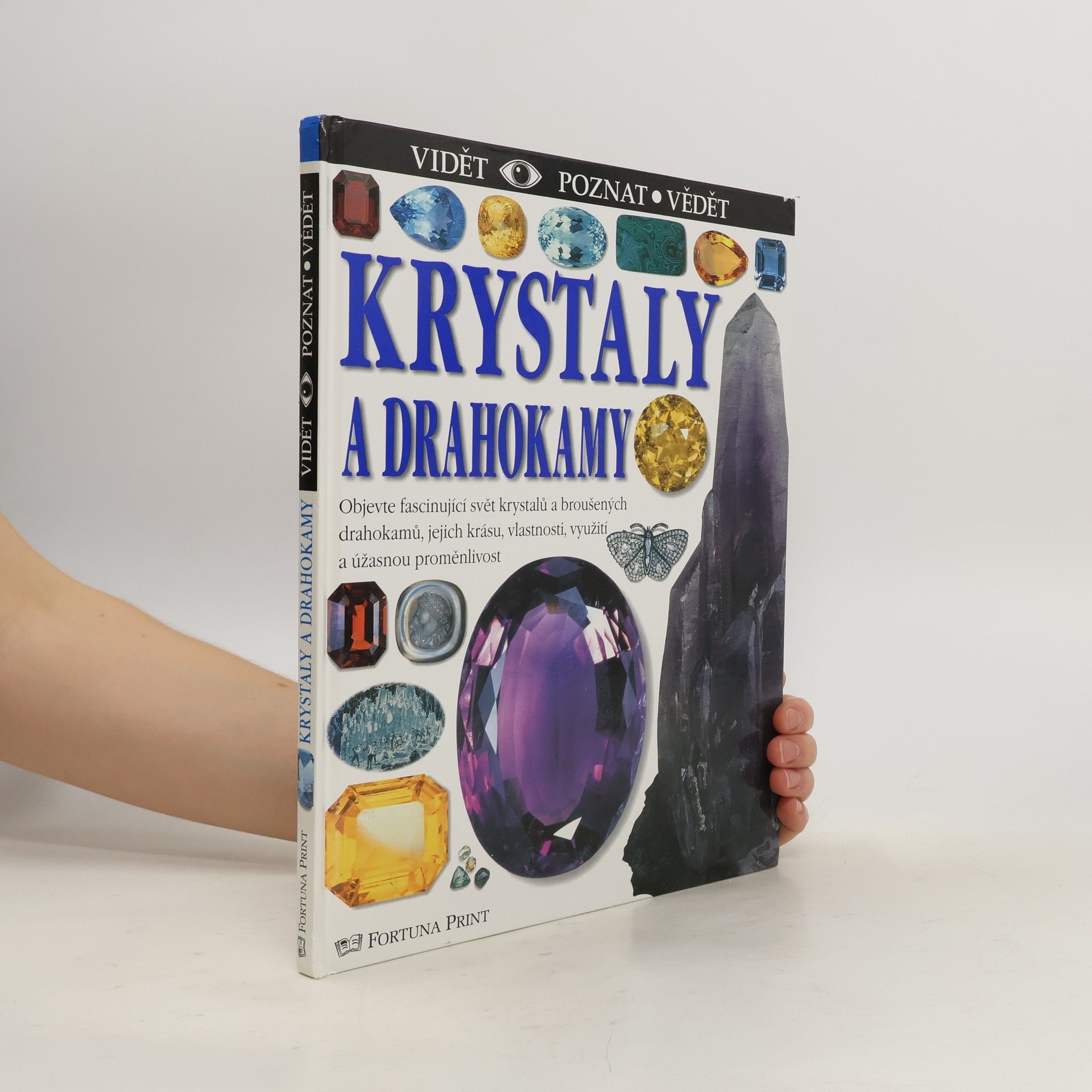 Robert F. Symes Krystaly a drahokamy