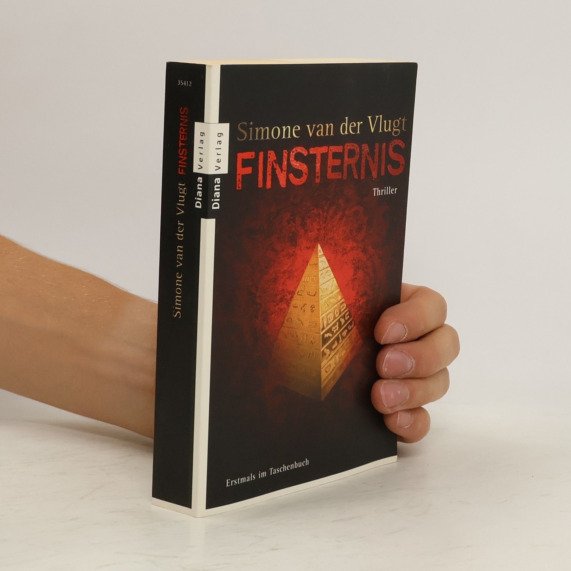 Simone van der Vlugt Finsternis