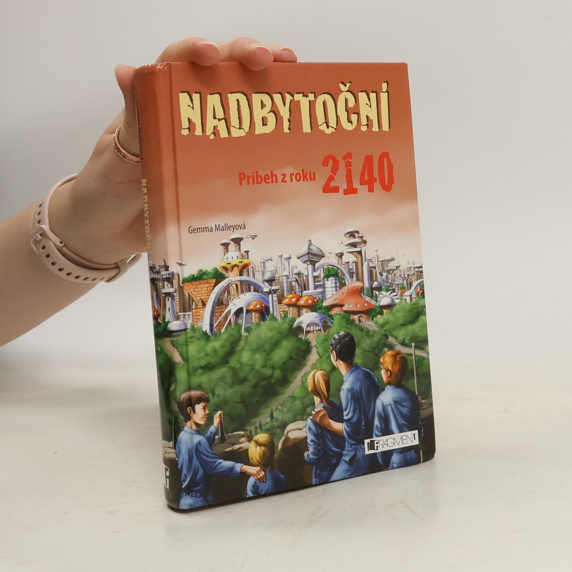 Gemma Malley Nadbytoční