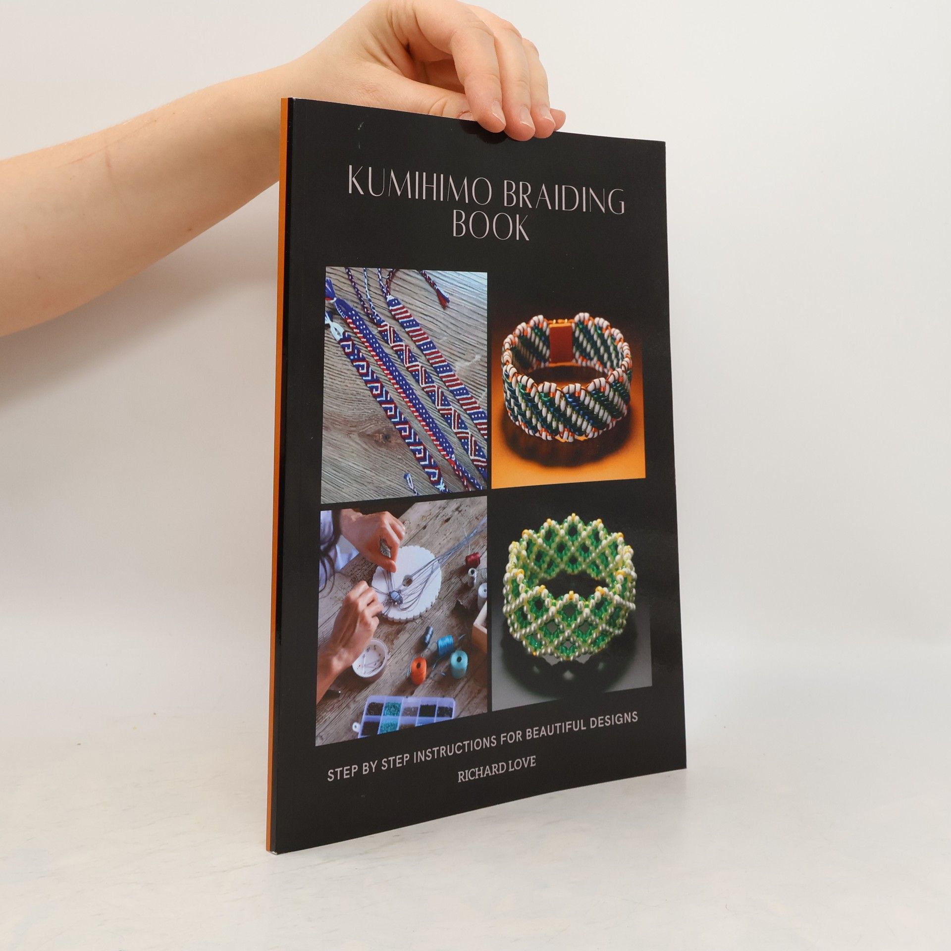 Kolektív autorov Kumihimo Braiding Book