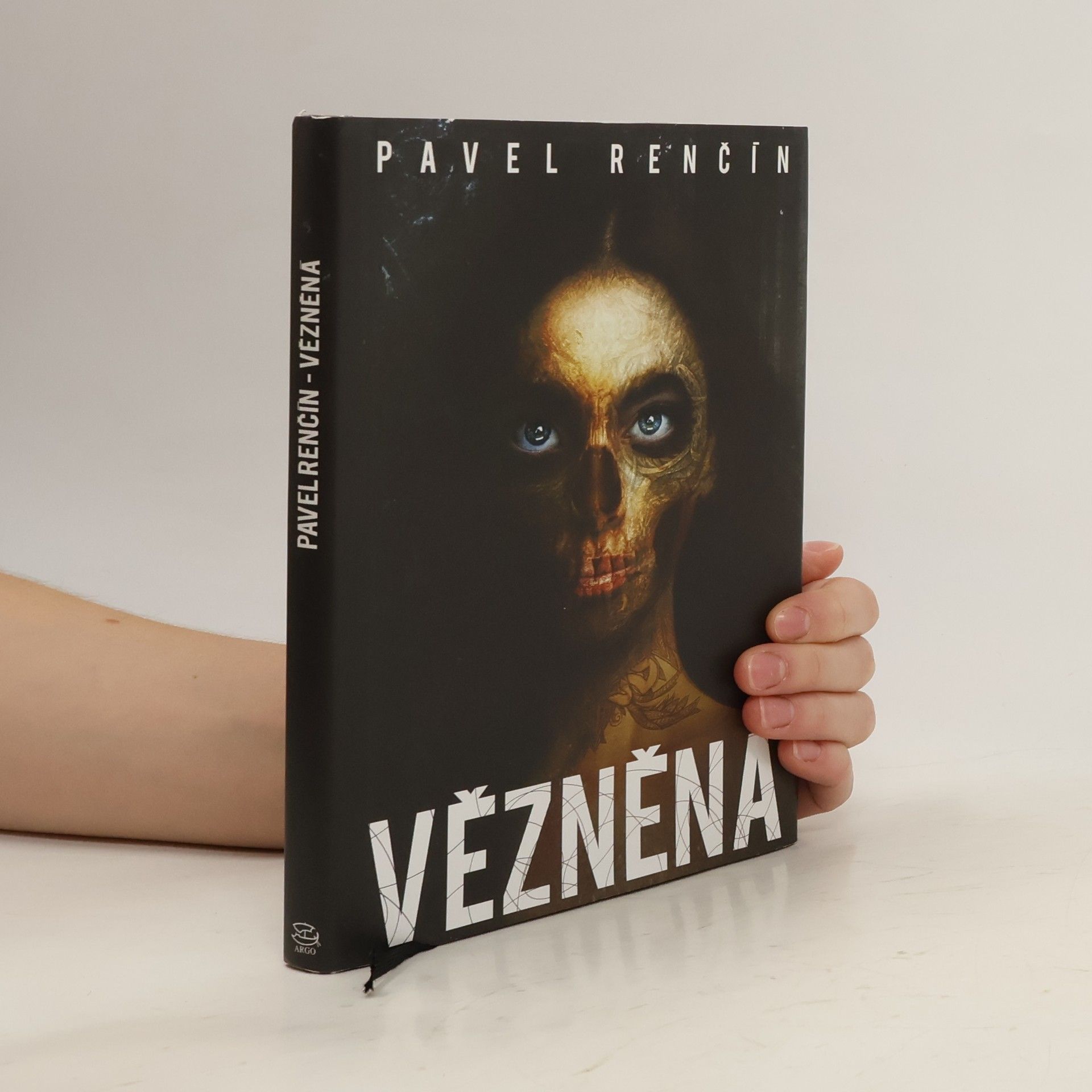 Pavel Renčín Vězněná