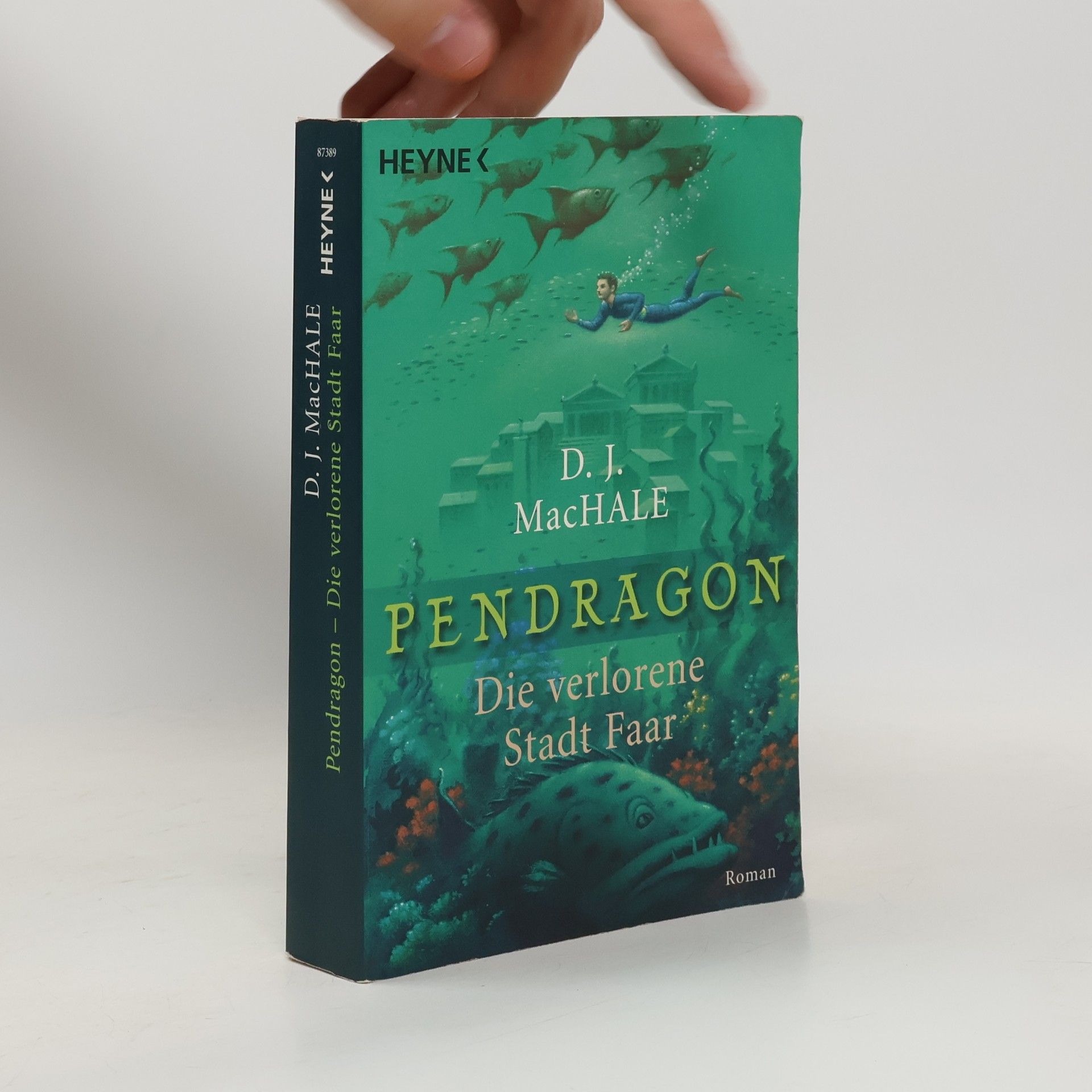 D. J. MacHale Pendragon