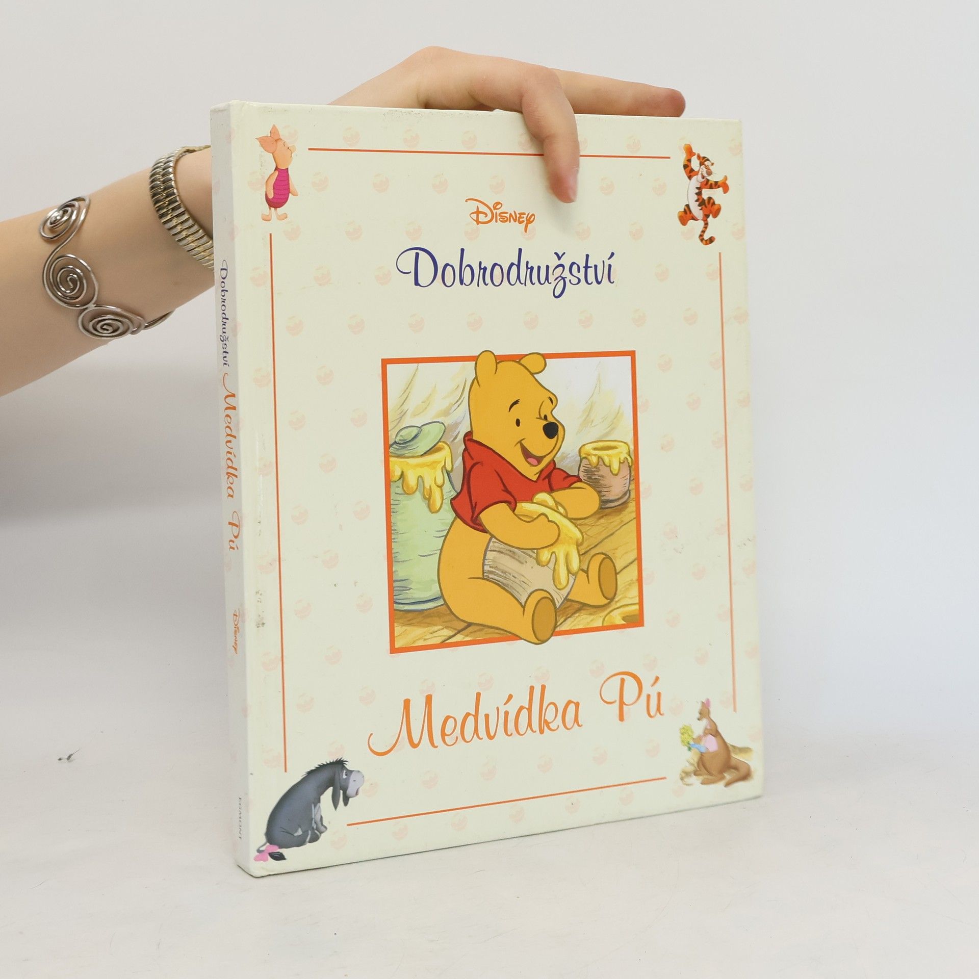 Kolektiv autorů Dobrodružství Medvídka Pú