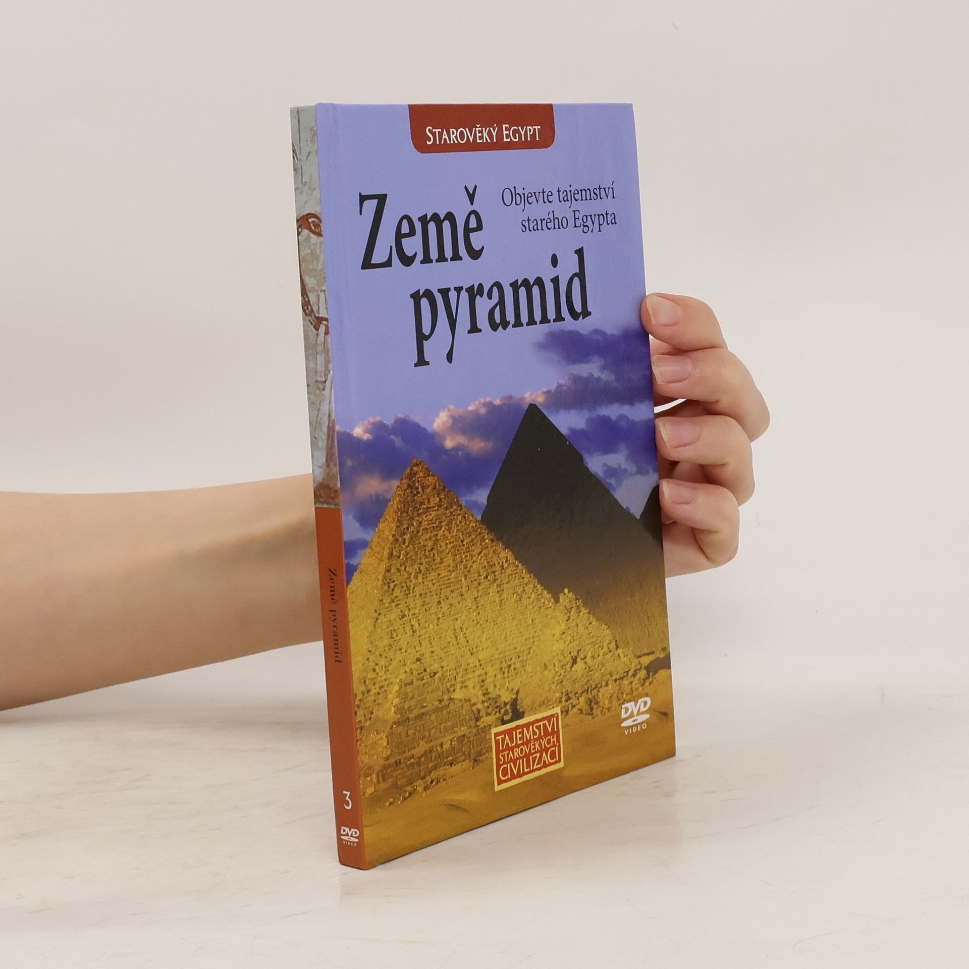 Autores varios Země pyramid 3