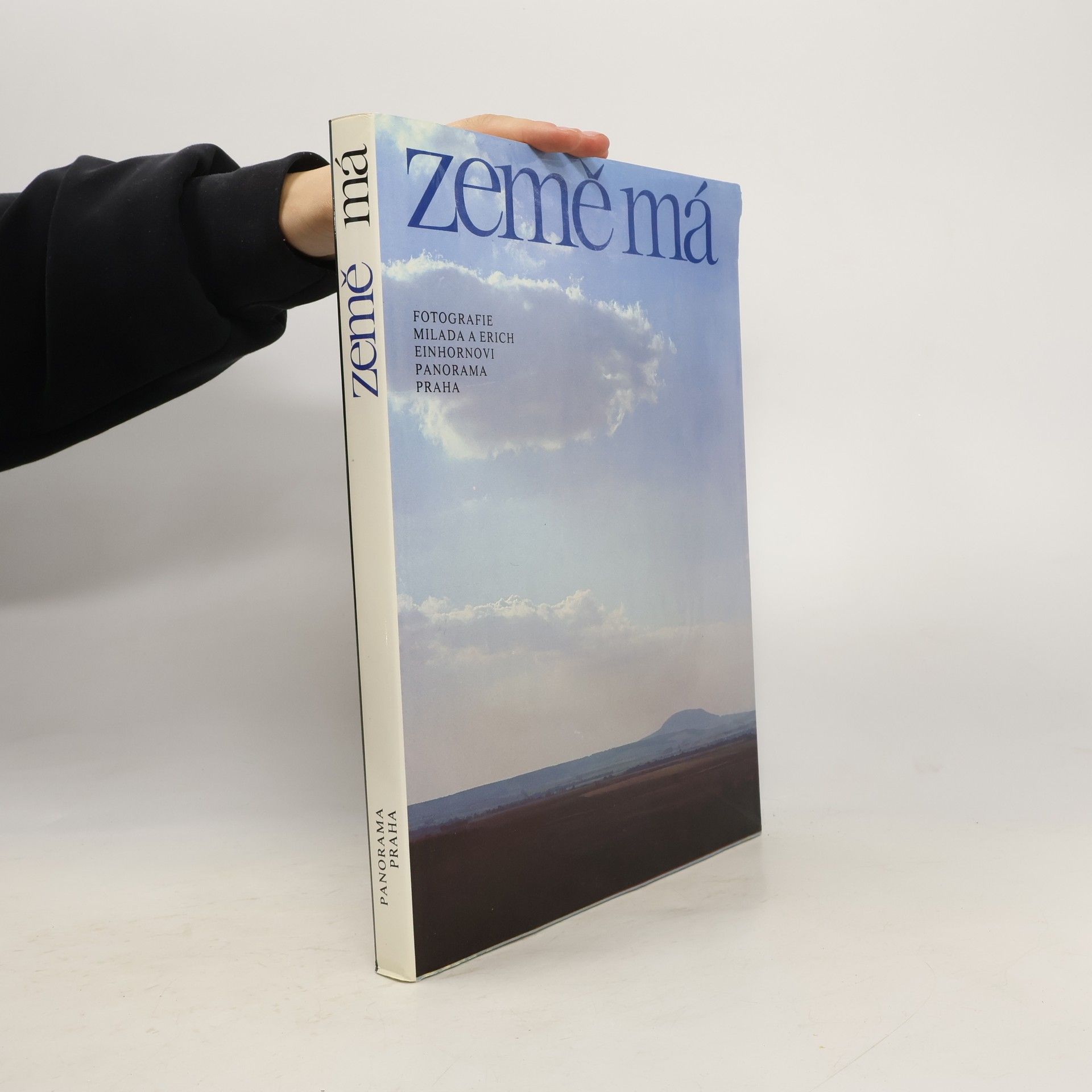 Erich Einhorn Země má