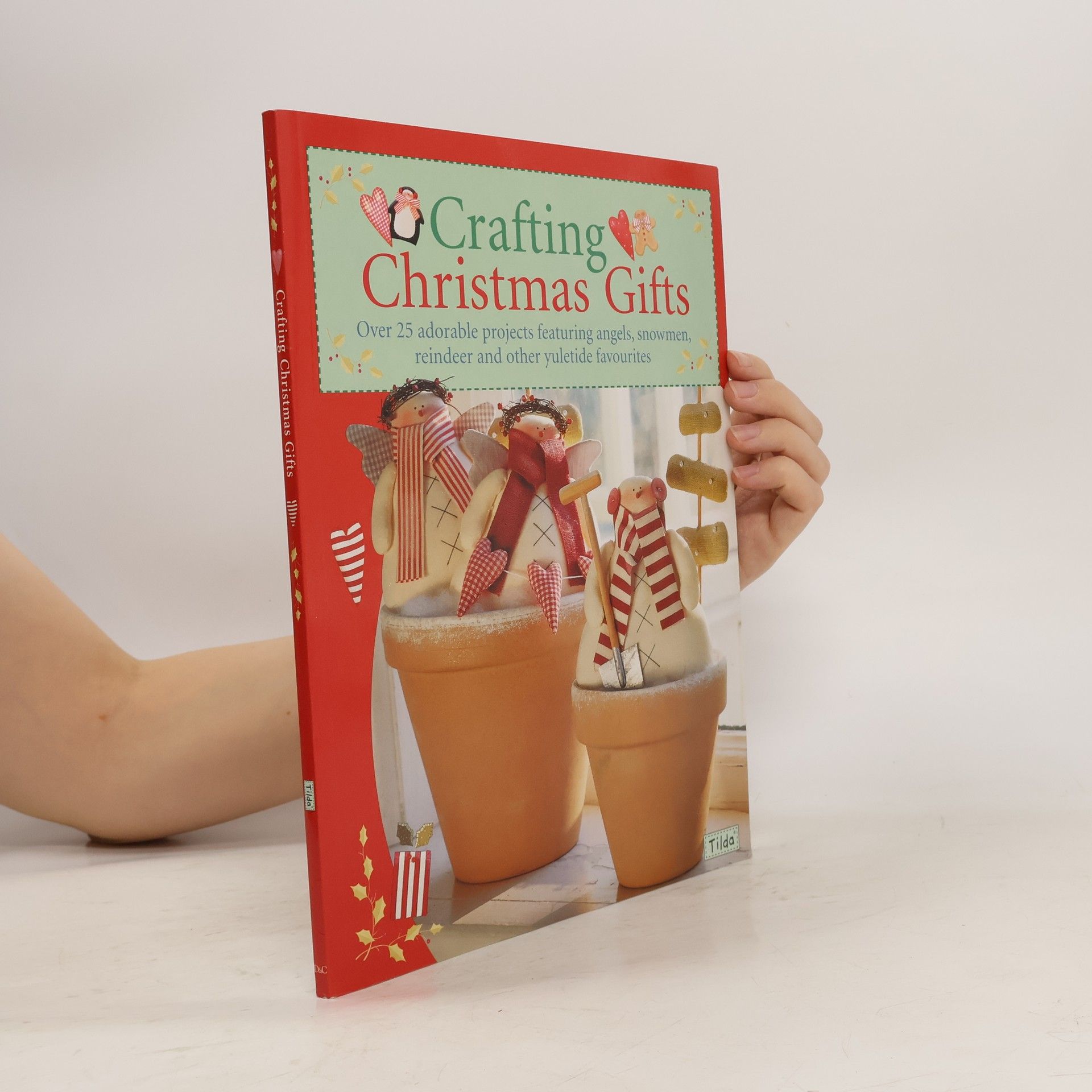 Tone Finnanger Crafting Christmas Gifts