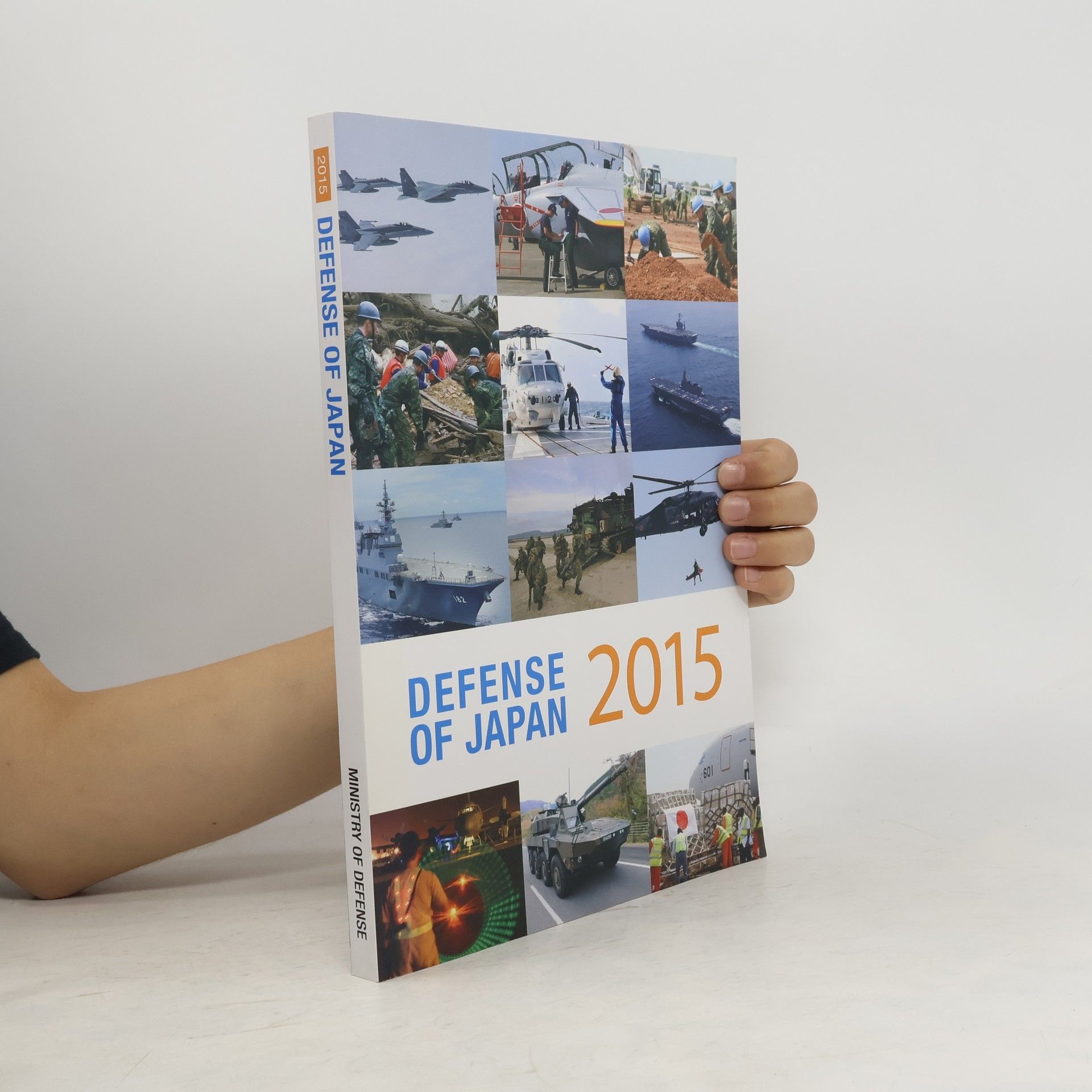 Autores varios Defence of Japan 2015