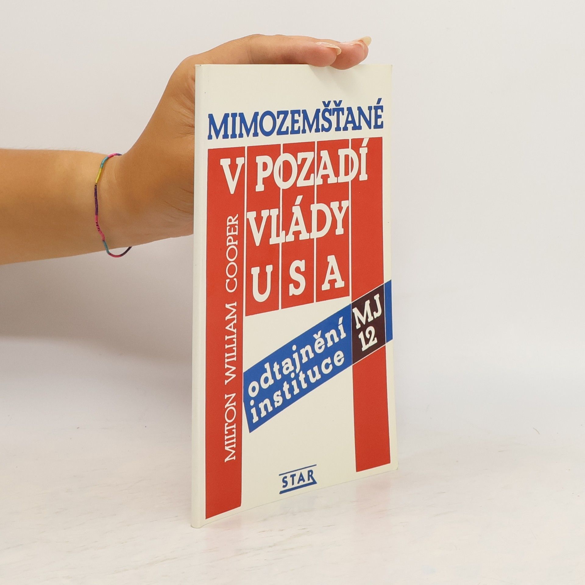 Mimozemšťané v pozadí vlády USA. Odtajnění instituce MJ 12