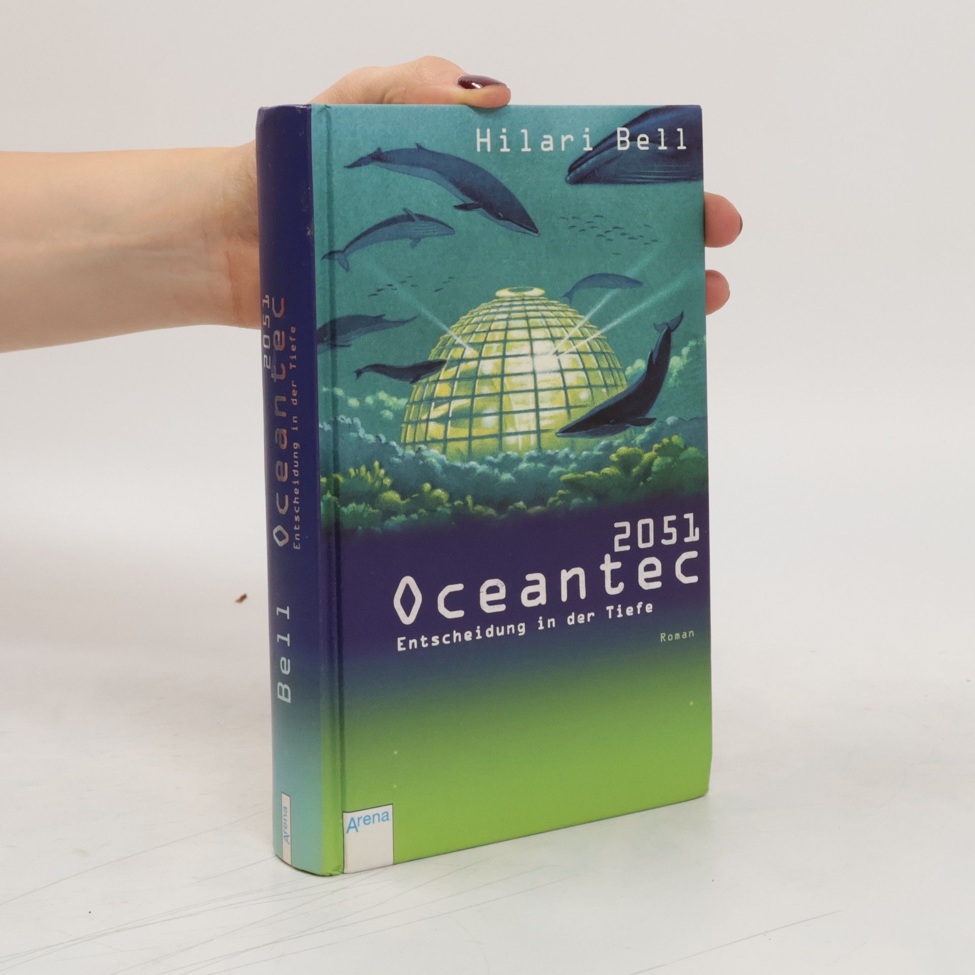 Hilari Bell Oceantec 2051