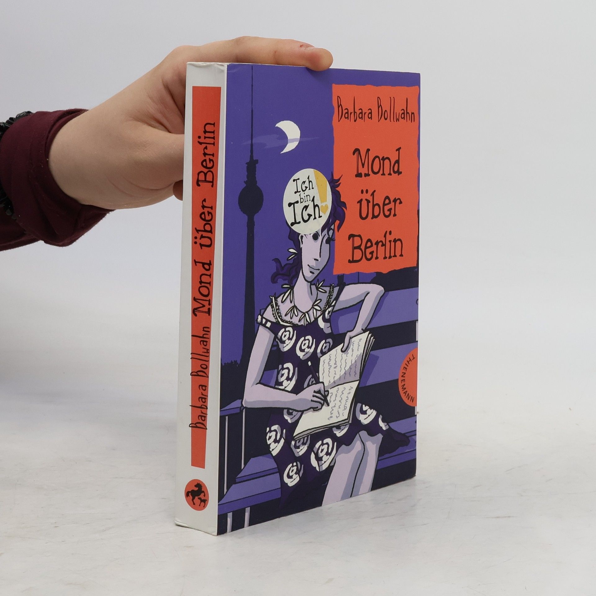 Barbara Bollwahn Mond über Berlin