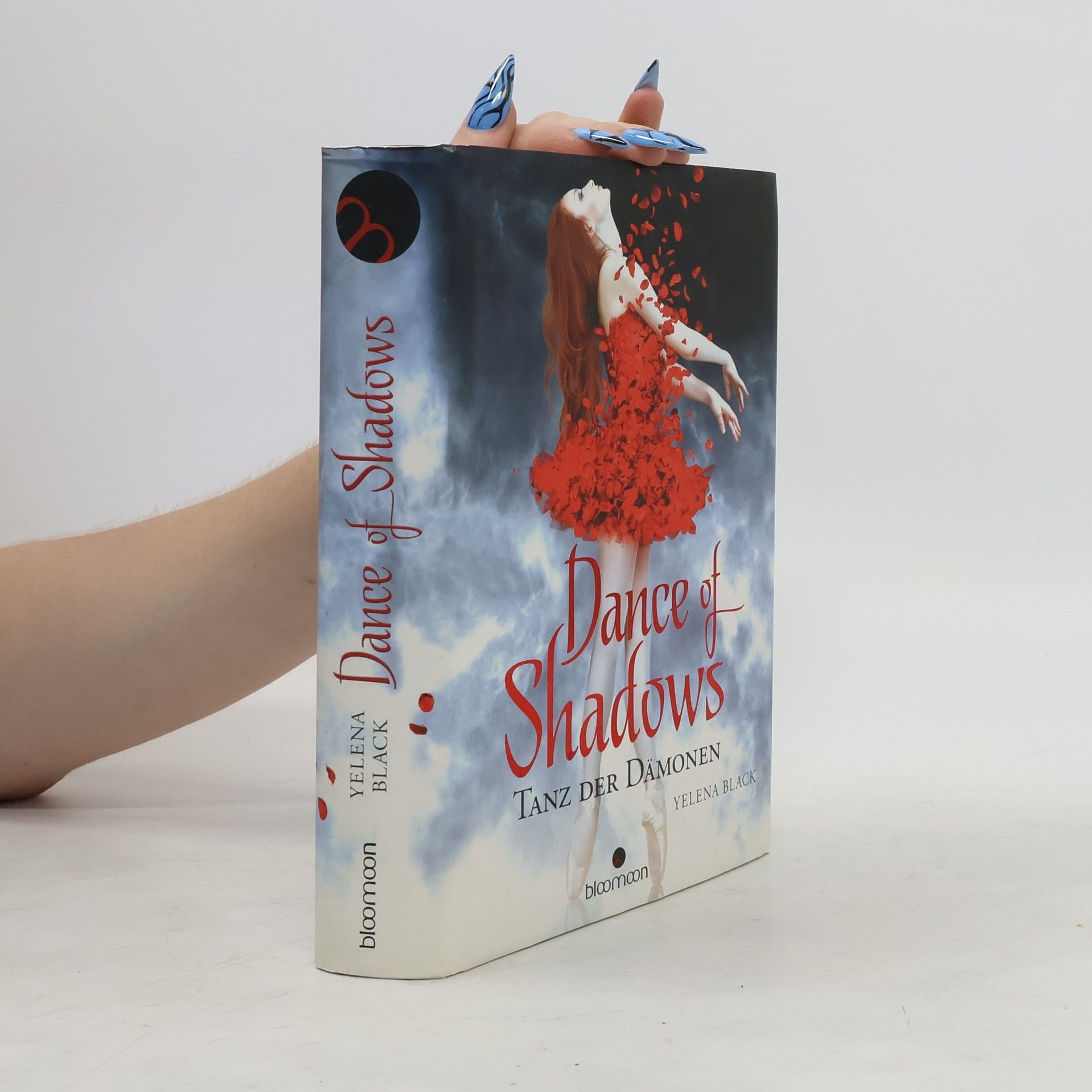 Yelena Black Dance of shadows