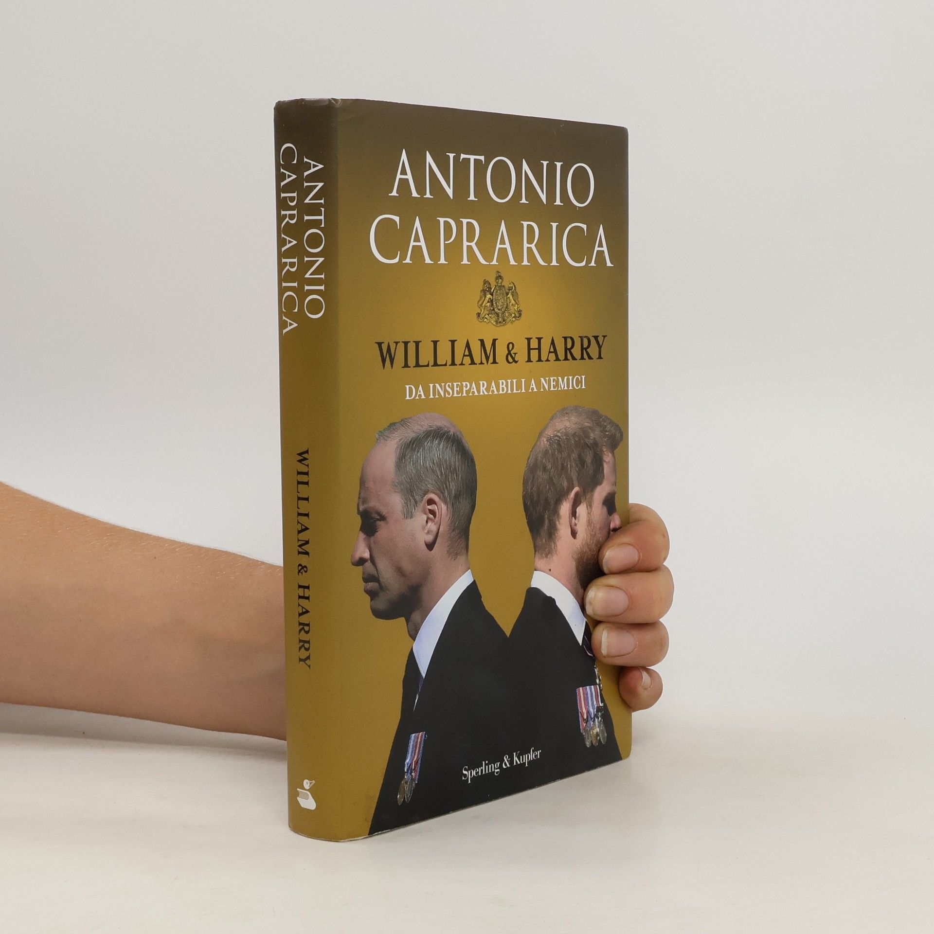Antonio Caprarica William & Harry. Da inseparabili a nemici