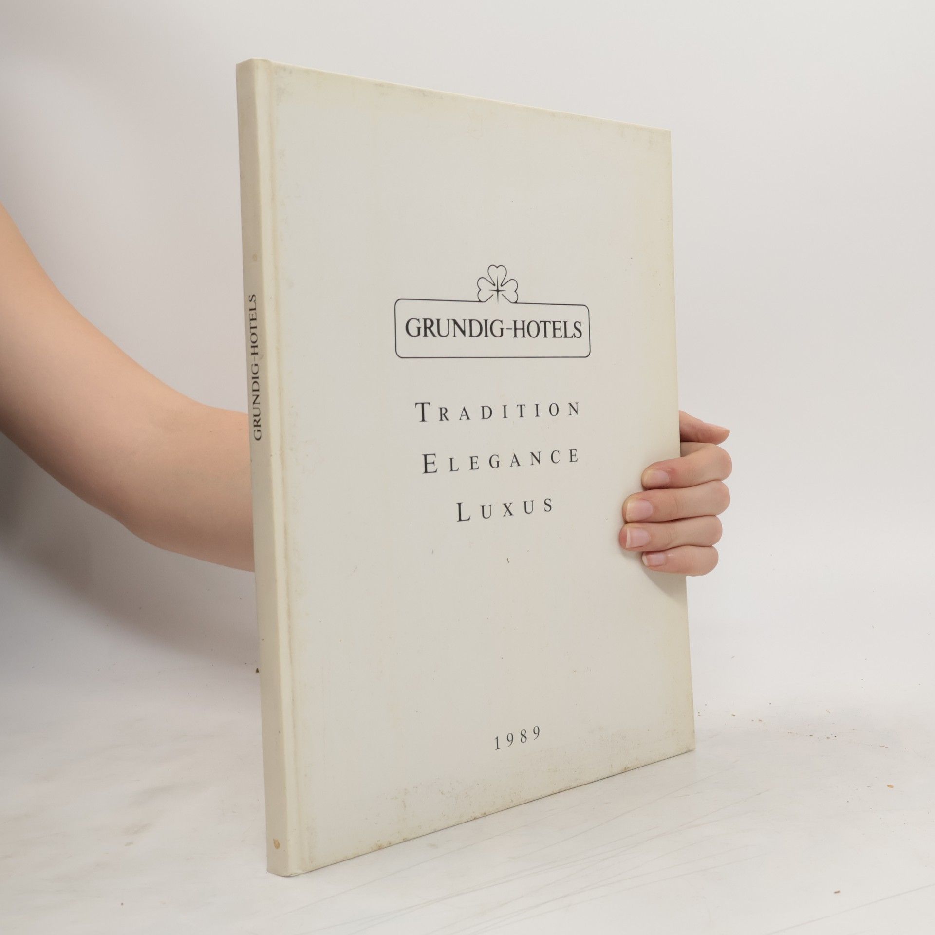 Autorenkollektiv Tradition Elegance Luxus