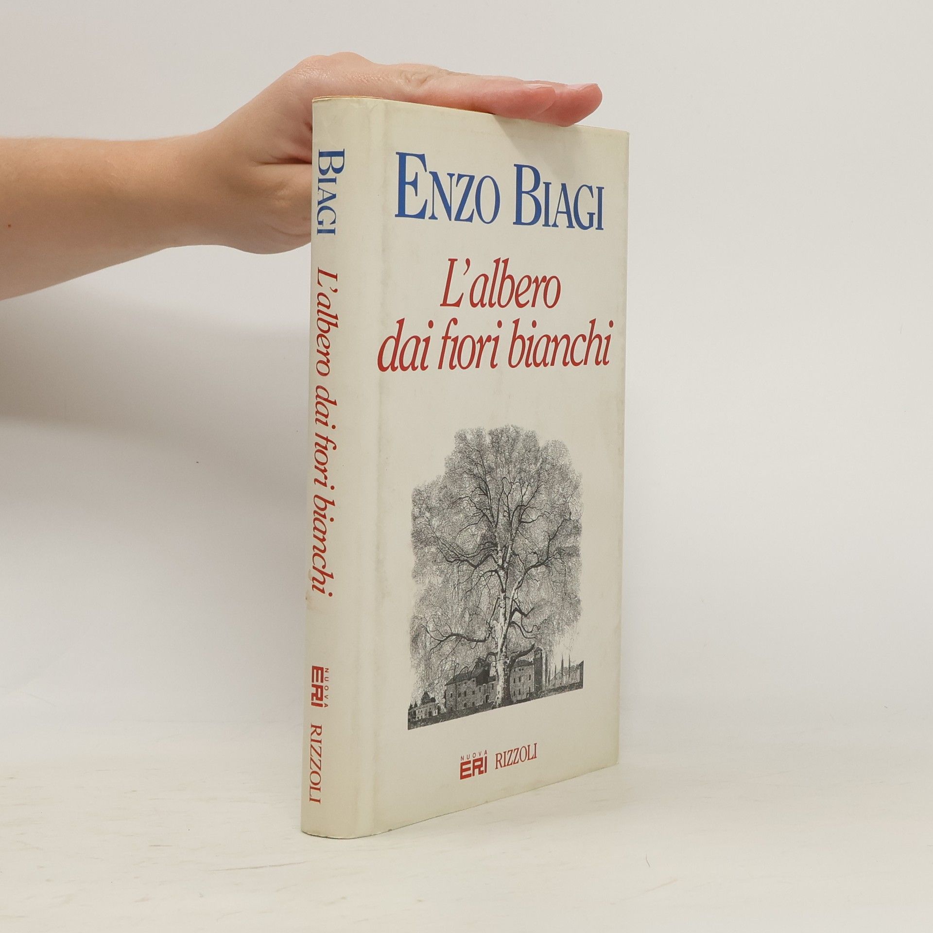 Enzo Biagi L'albero dai fiori bianchi