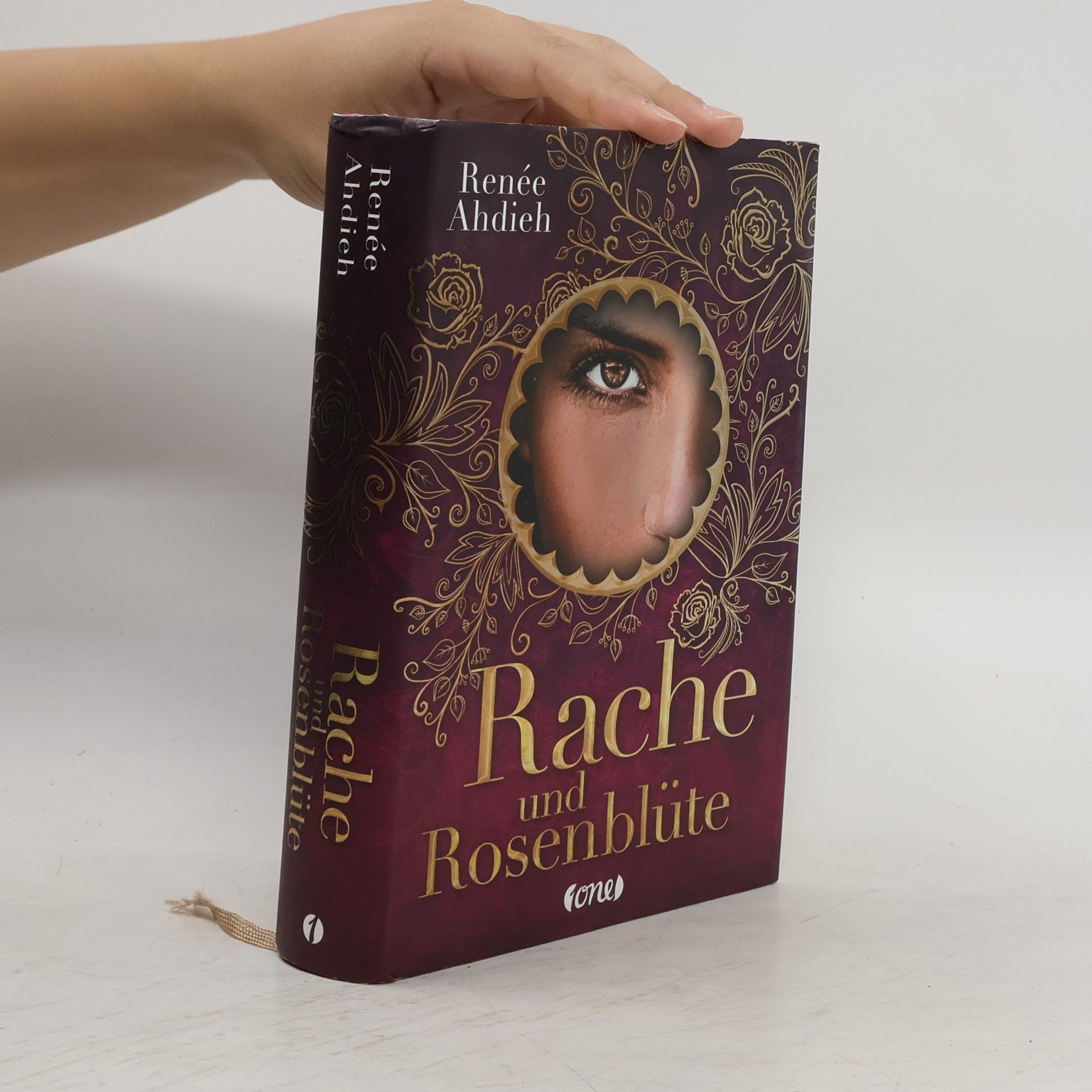 Renée Ahdieh Rache und Rosenblüte