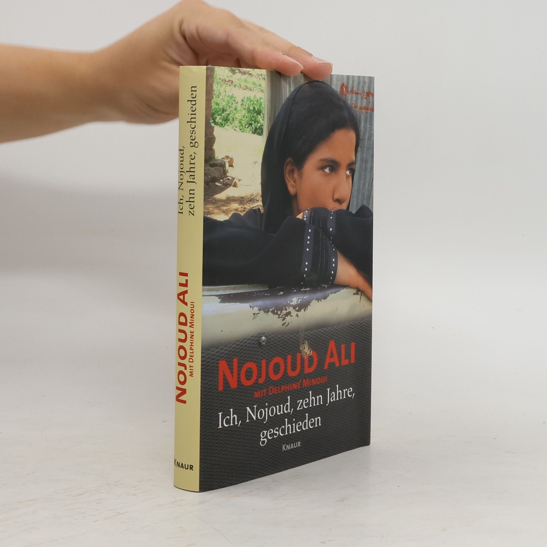 Nug u. d. ʿAli Ich, Nojoud, 10 Jahre, geschieden