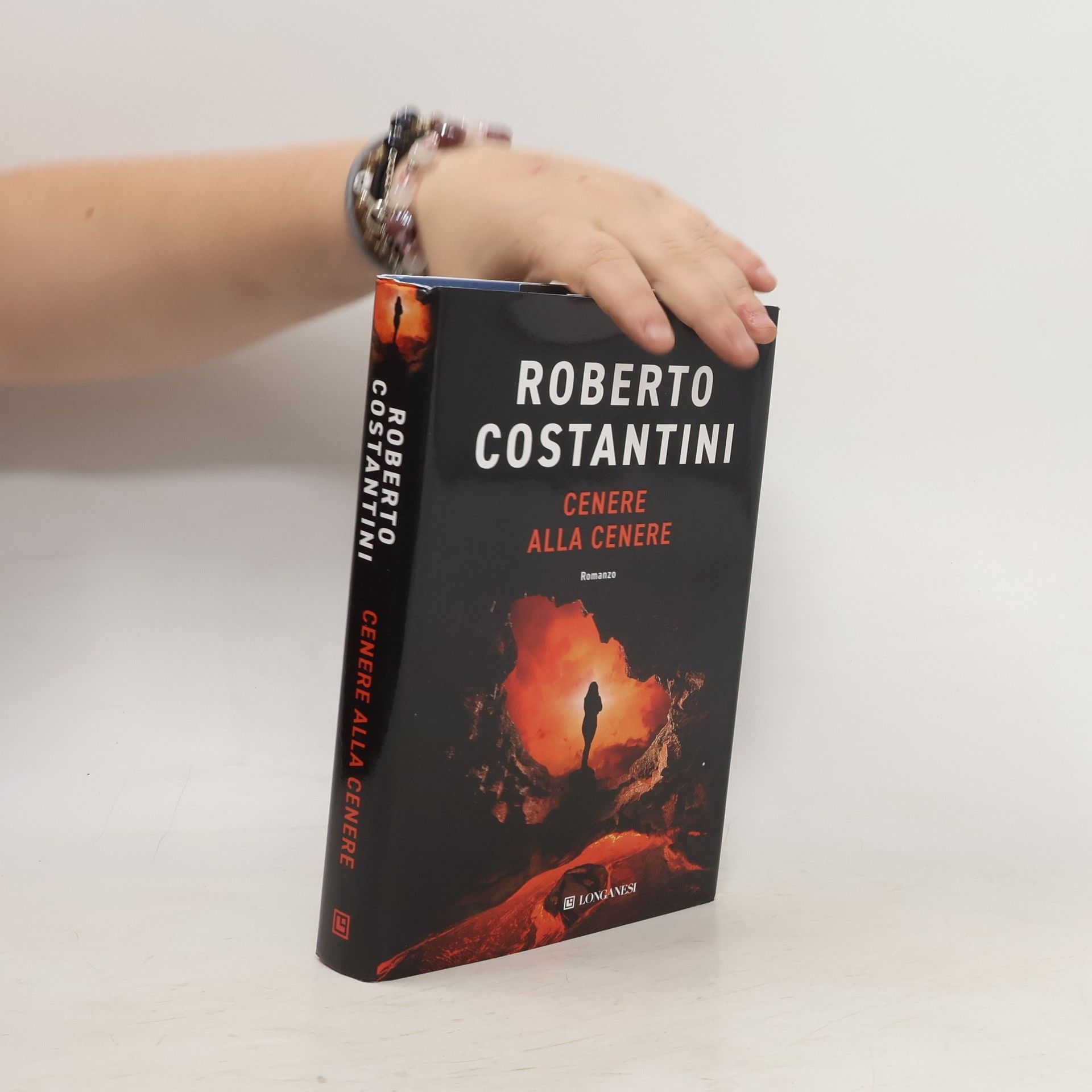 Roberto Costantini Cenere alla cenere