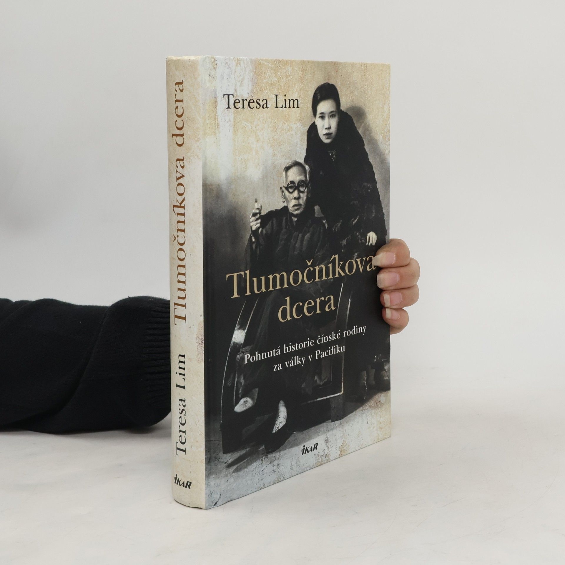 Tlumočníkova dcera: Pohnutá historie čínské rodiny za války v Pacifiku