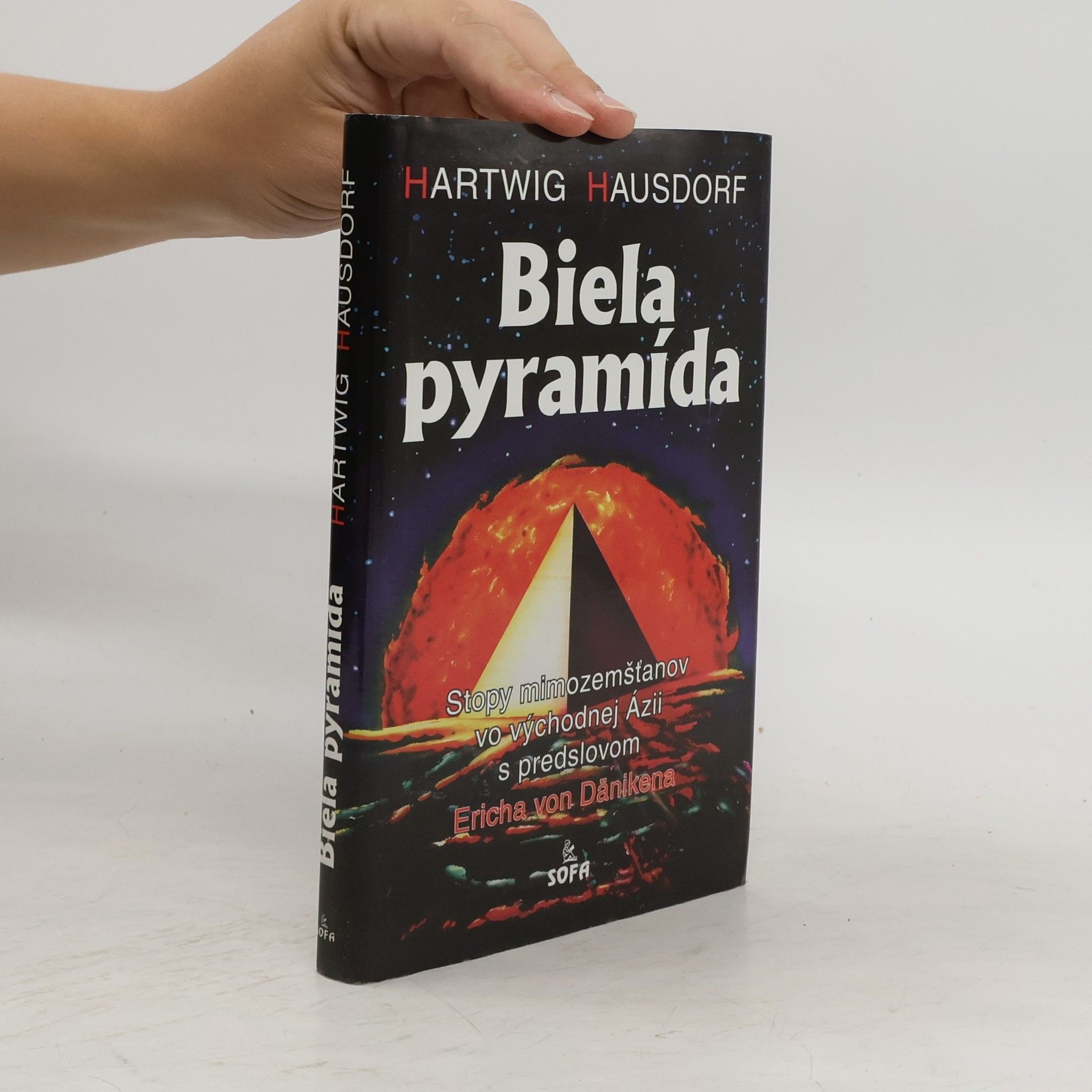 Hartwig Hausdorf Biela pyramída