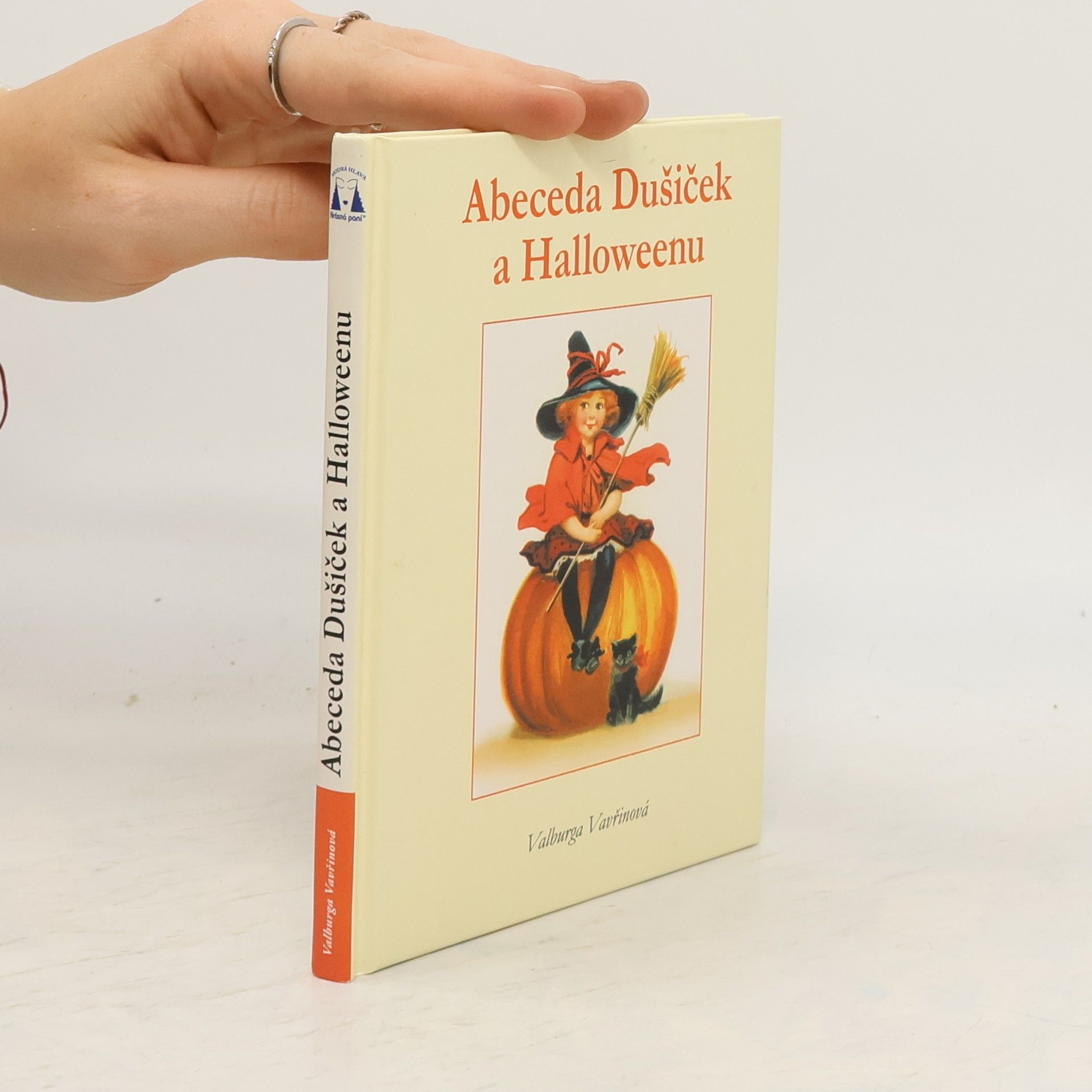 Valburga Vavřinová Abeceda Dušiček a Halloweenu