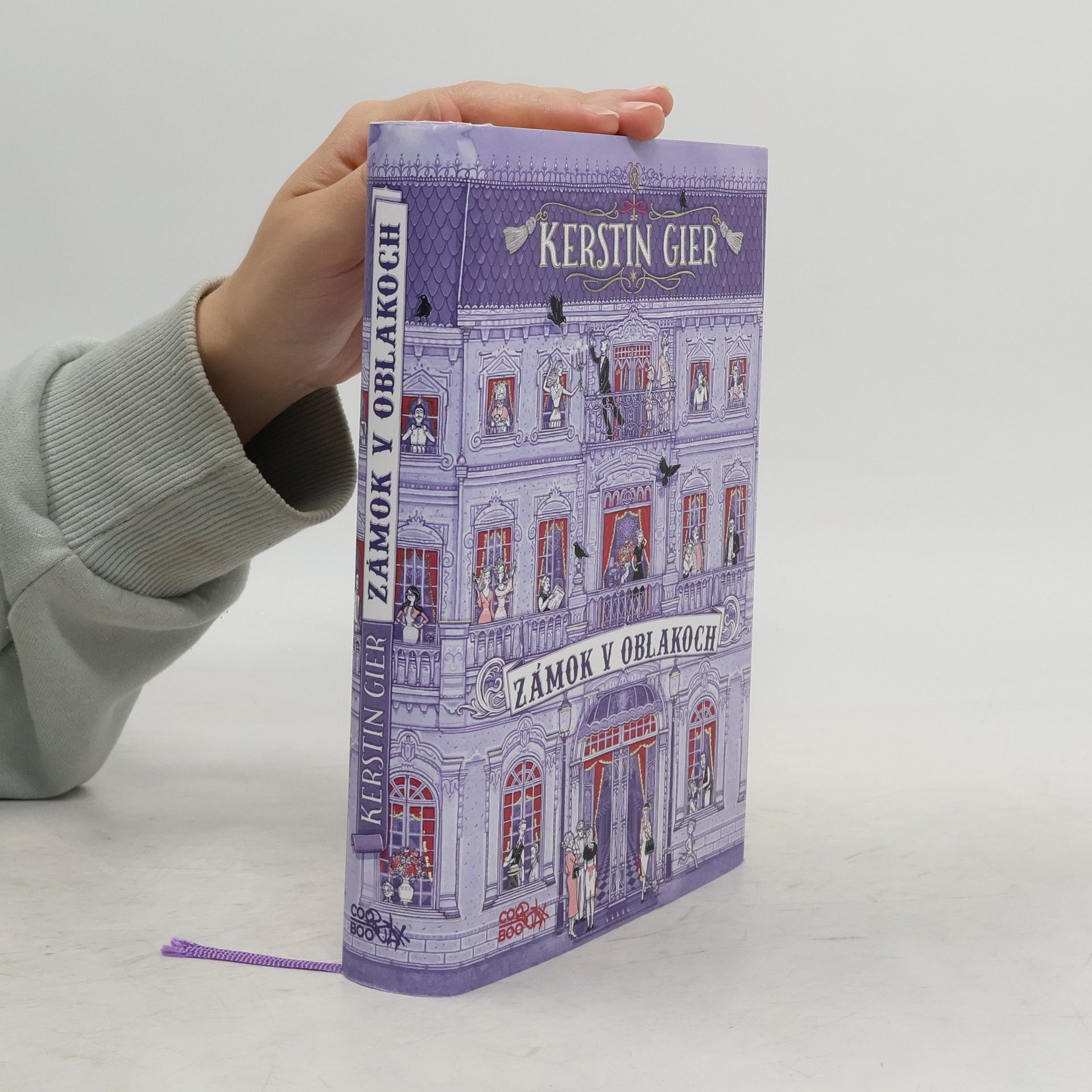 Kerstin Gier Zámok v oblakoch