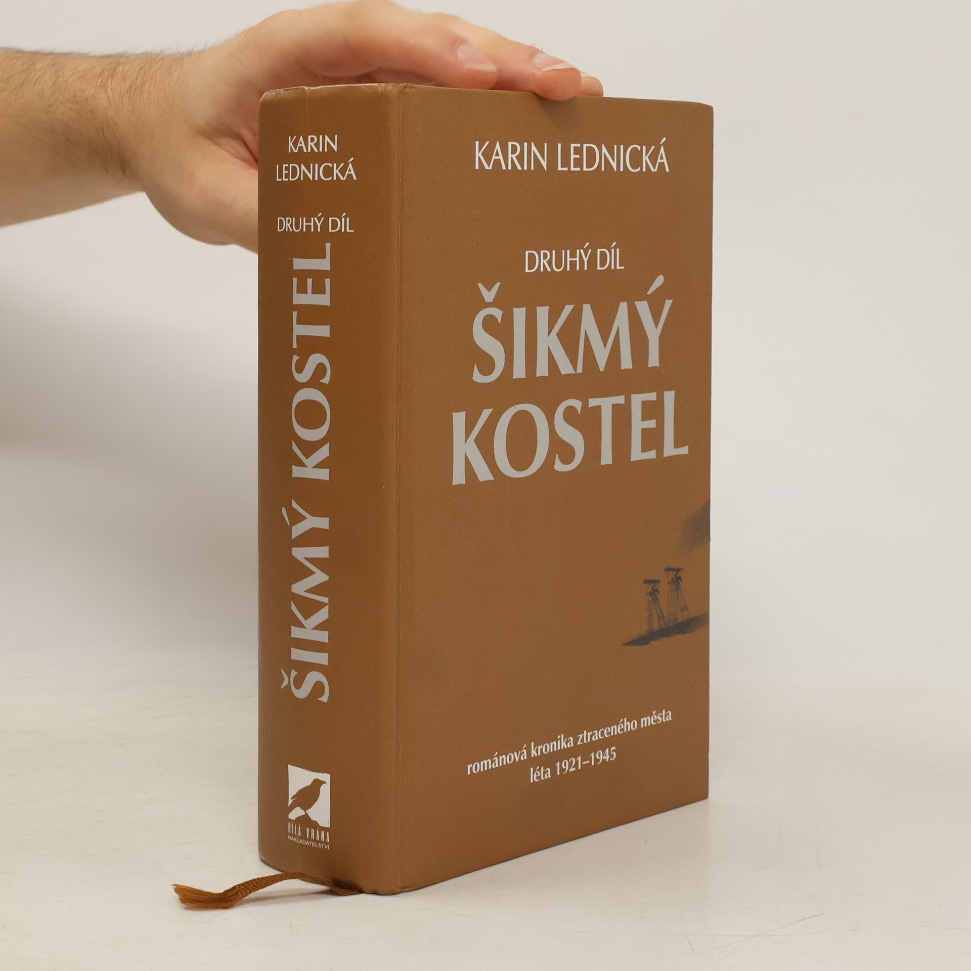 Karin Lednická Šikmý kostel 2